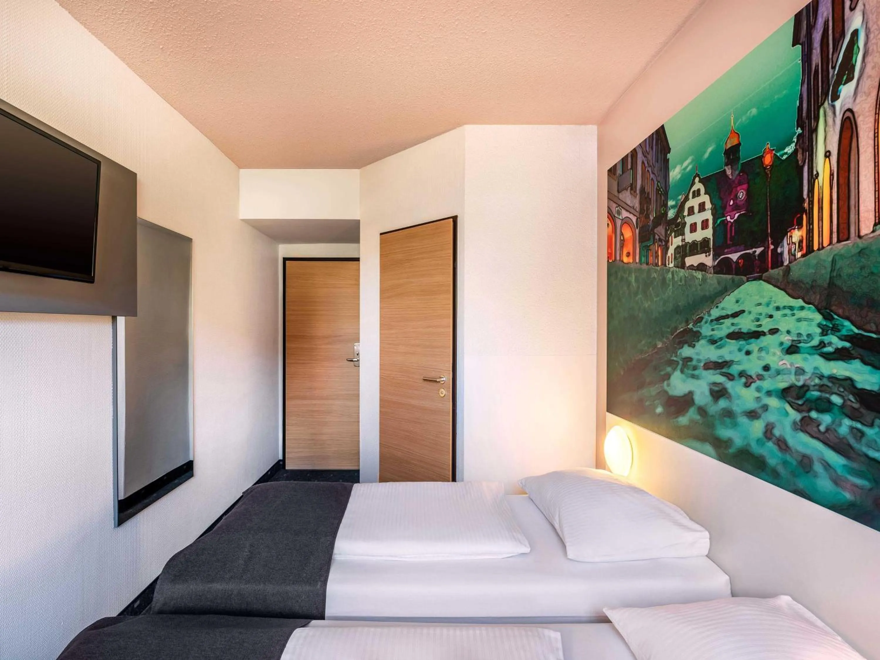 Photo of the whole room, Bed in B&B Hotel Freiburg-Nord