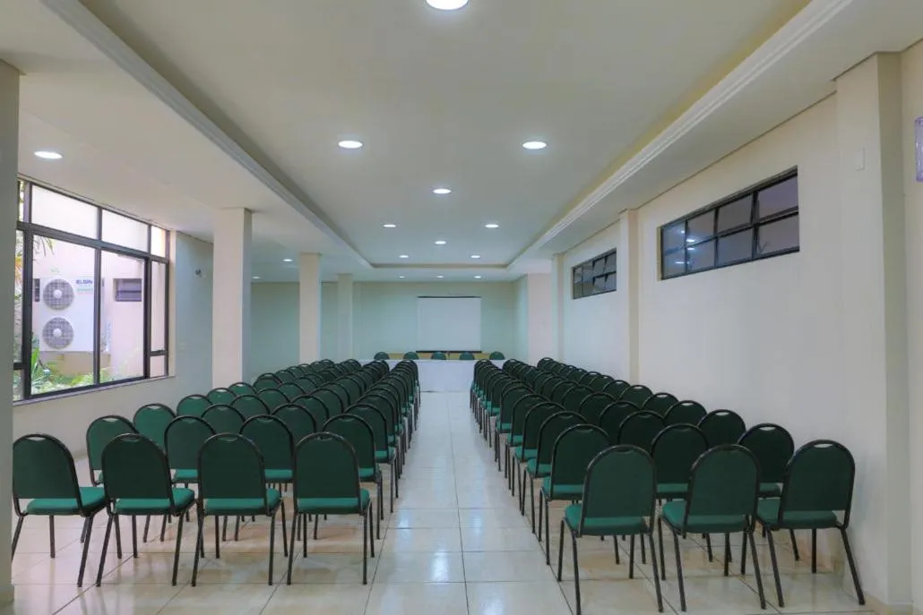 Meeting/conference room in Flipper Hotel