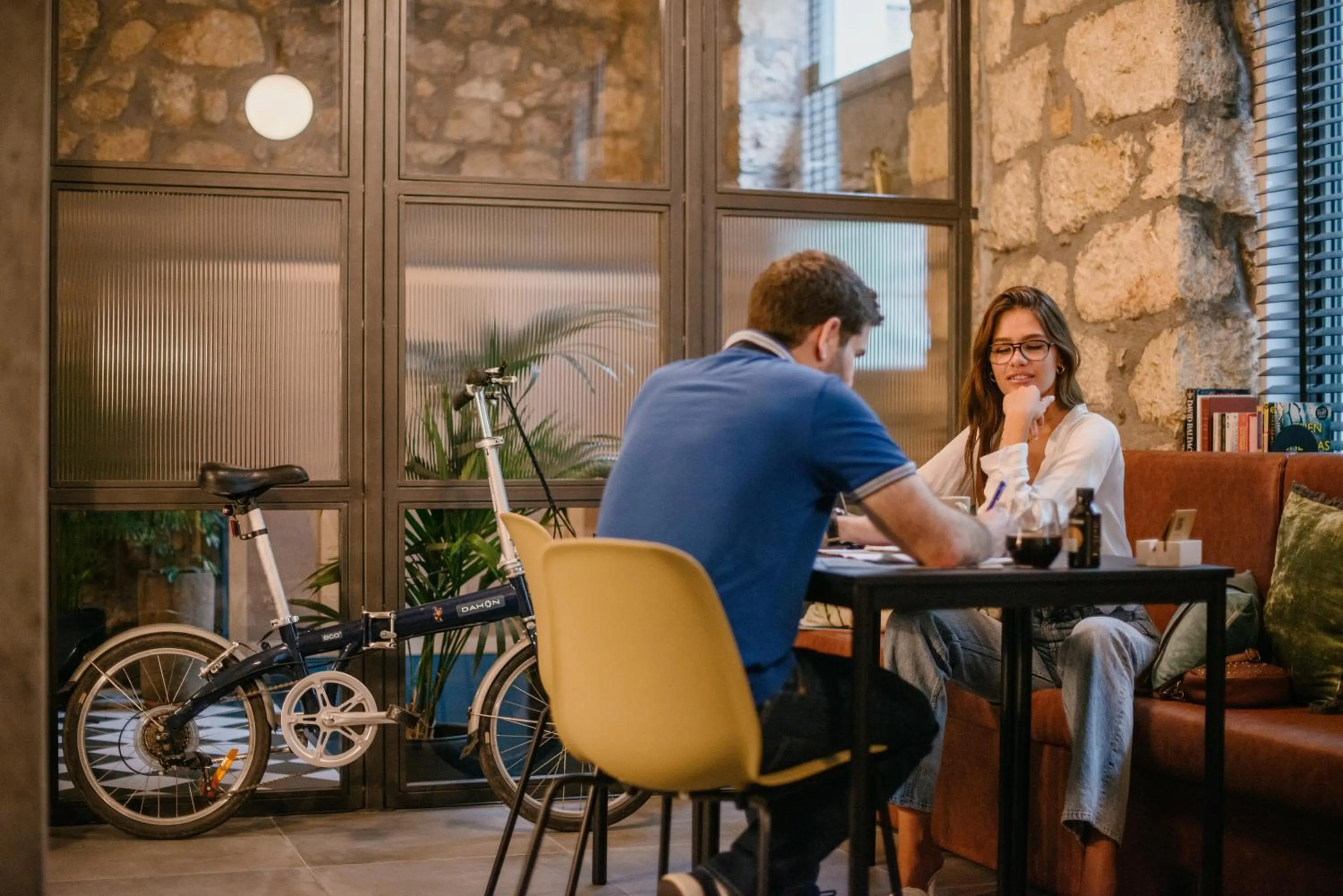 Restaurant/places to eat in Cohort Koukaki