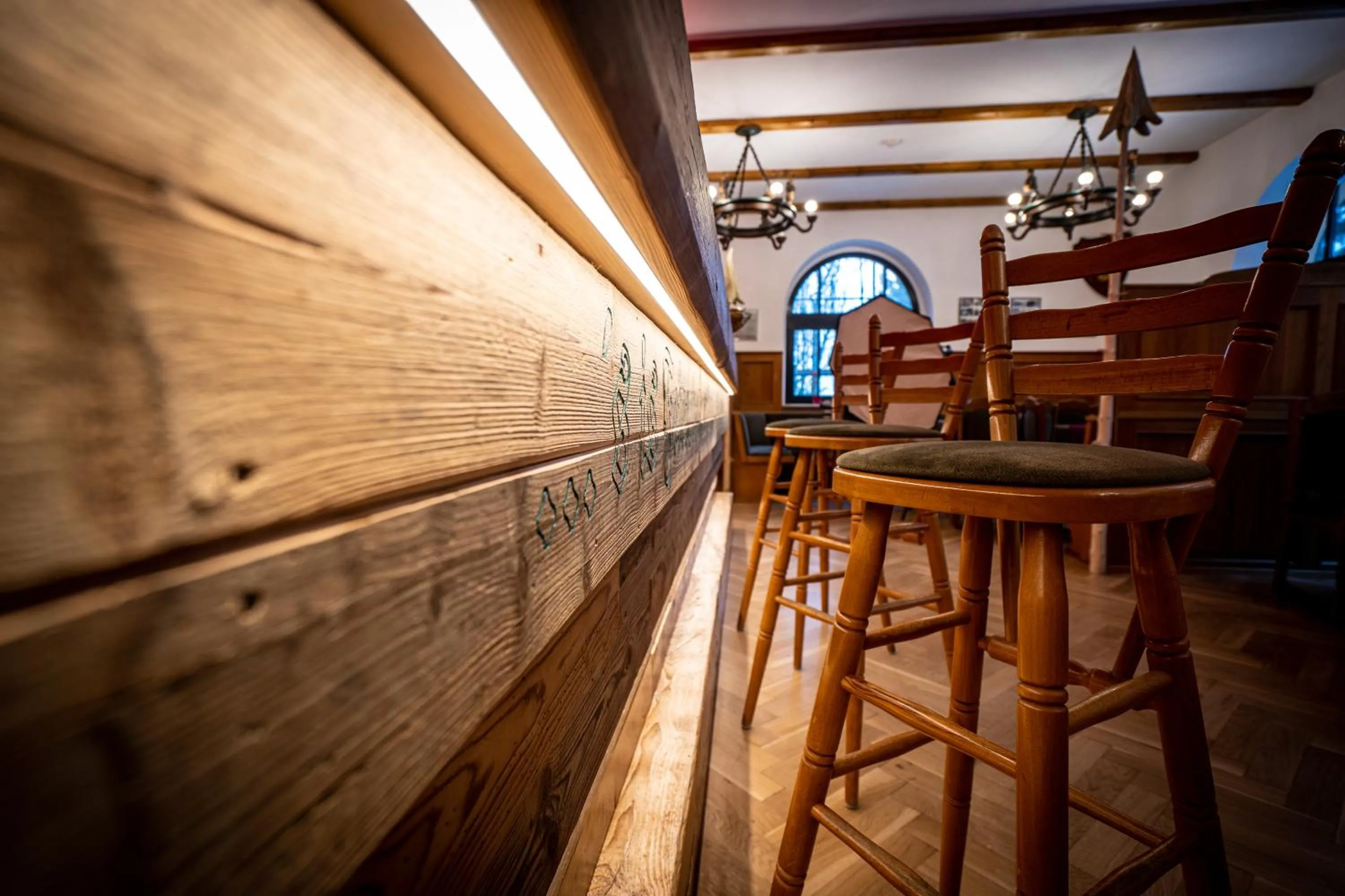 Lounge or bar in Berghotel Bärenstein