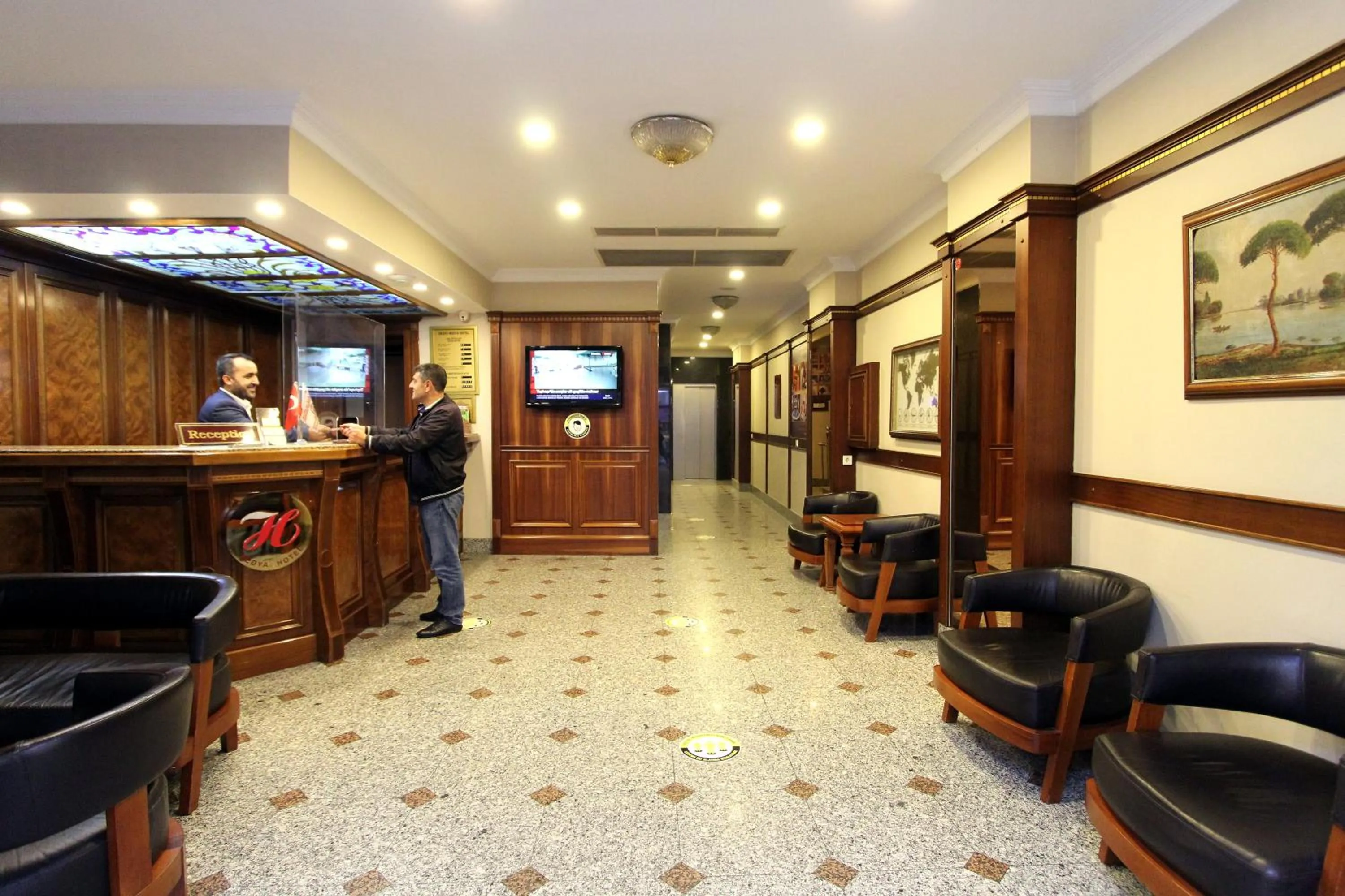 Lobby or reception in GRAND MEDYA HOTEL-OLDTOWN
