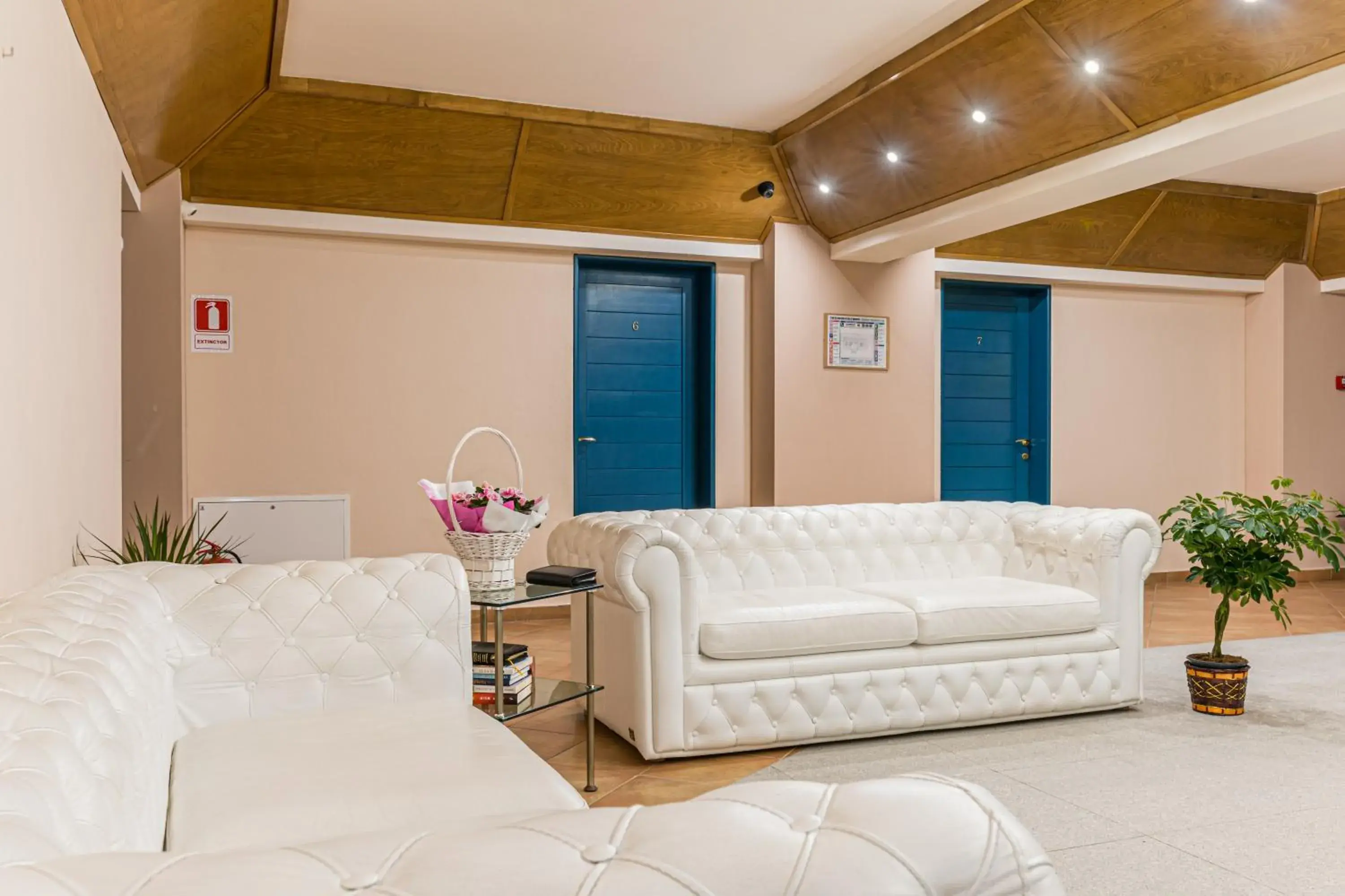 Lobby or reception in Stejarii Resort Lobby or reception in Stejarii Resort