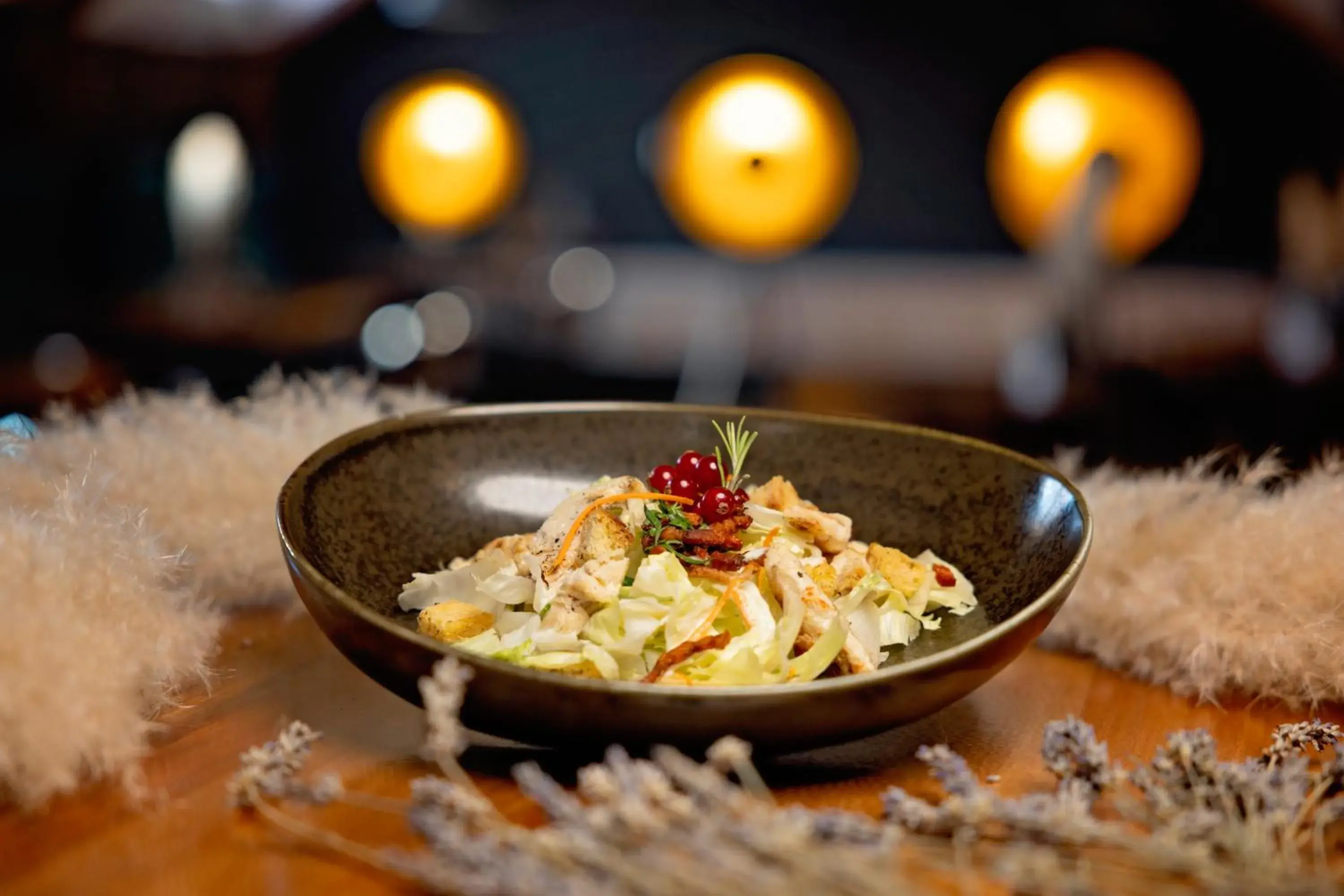 Restaurant/places to eat in Stejarii Resort Restaurant/places to eat in Stejarii Resort