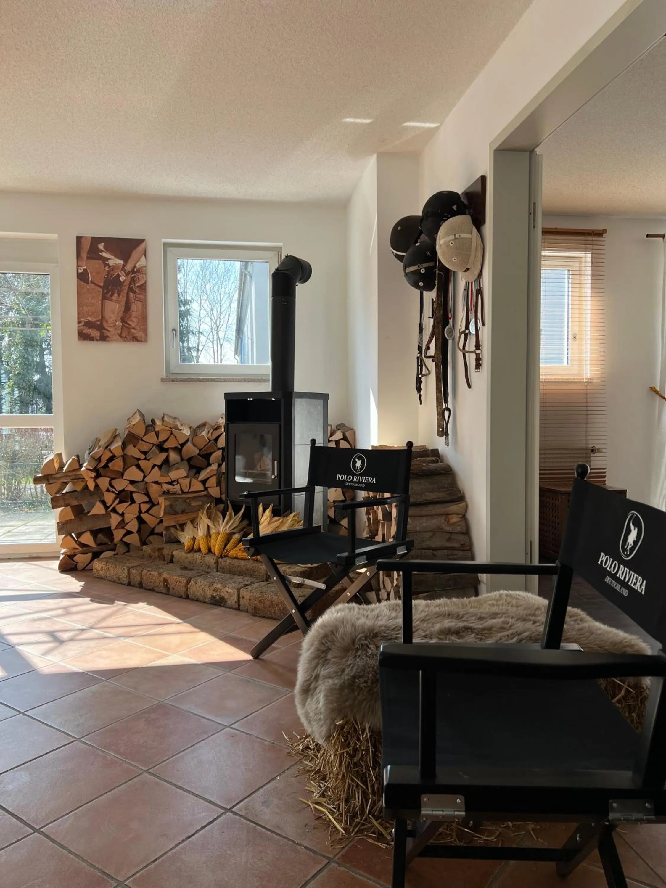 Lobby or reception in Runas Air Muc Park Sleep & Fly