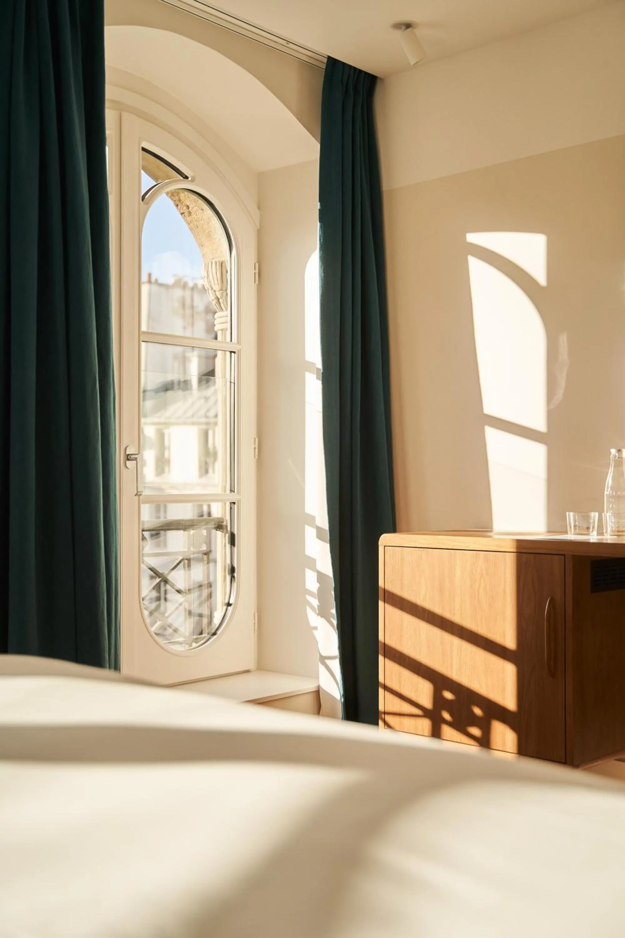 Bedroom, Bed in Hôtel du Sentier