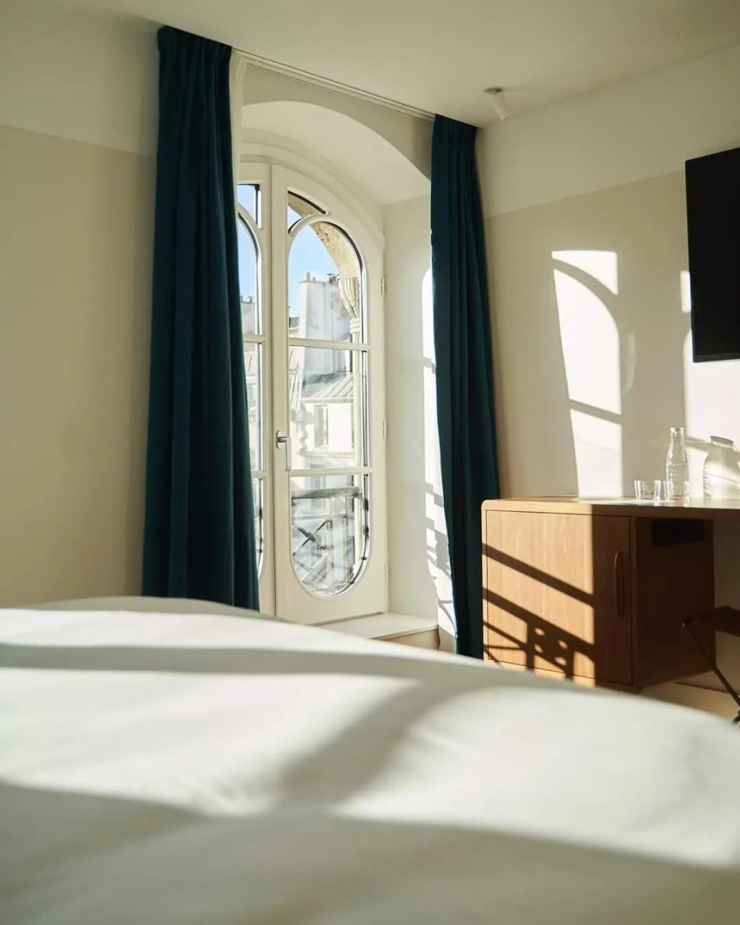 Decorative detail, Bed in Hôtel du Sentier