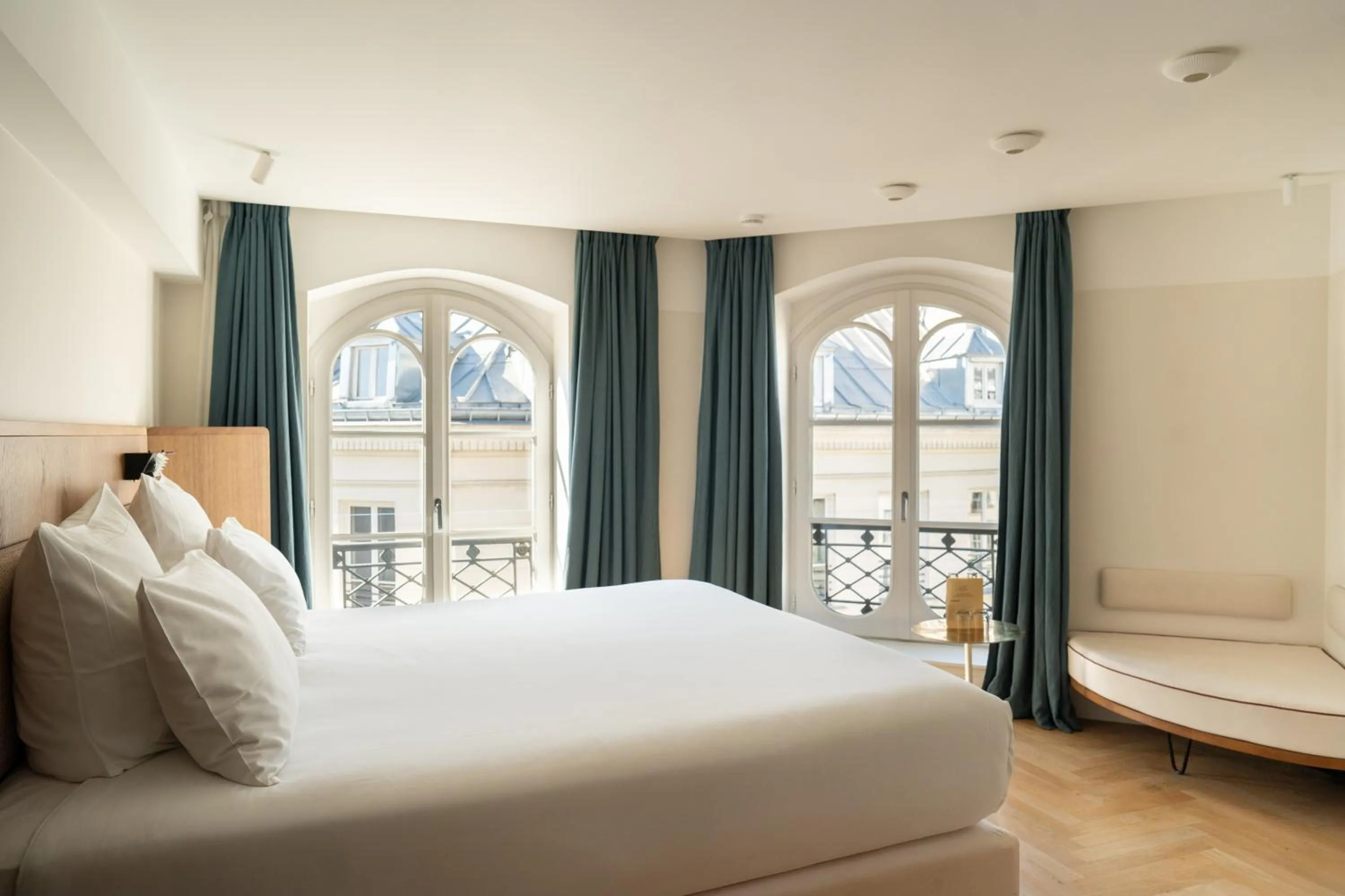 Bedroom, Bed in Hôtel du Sentier