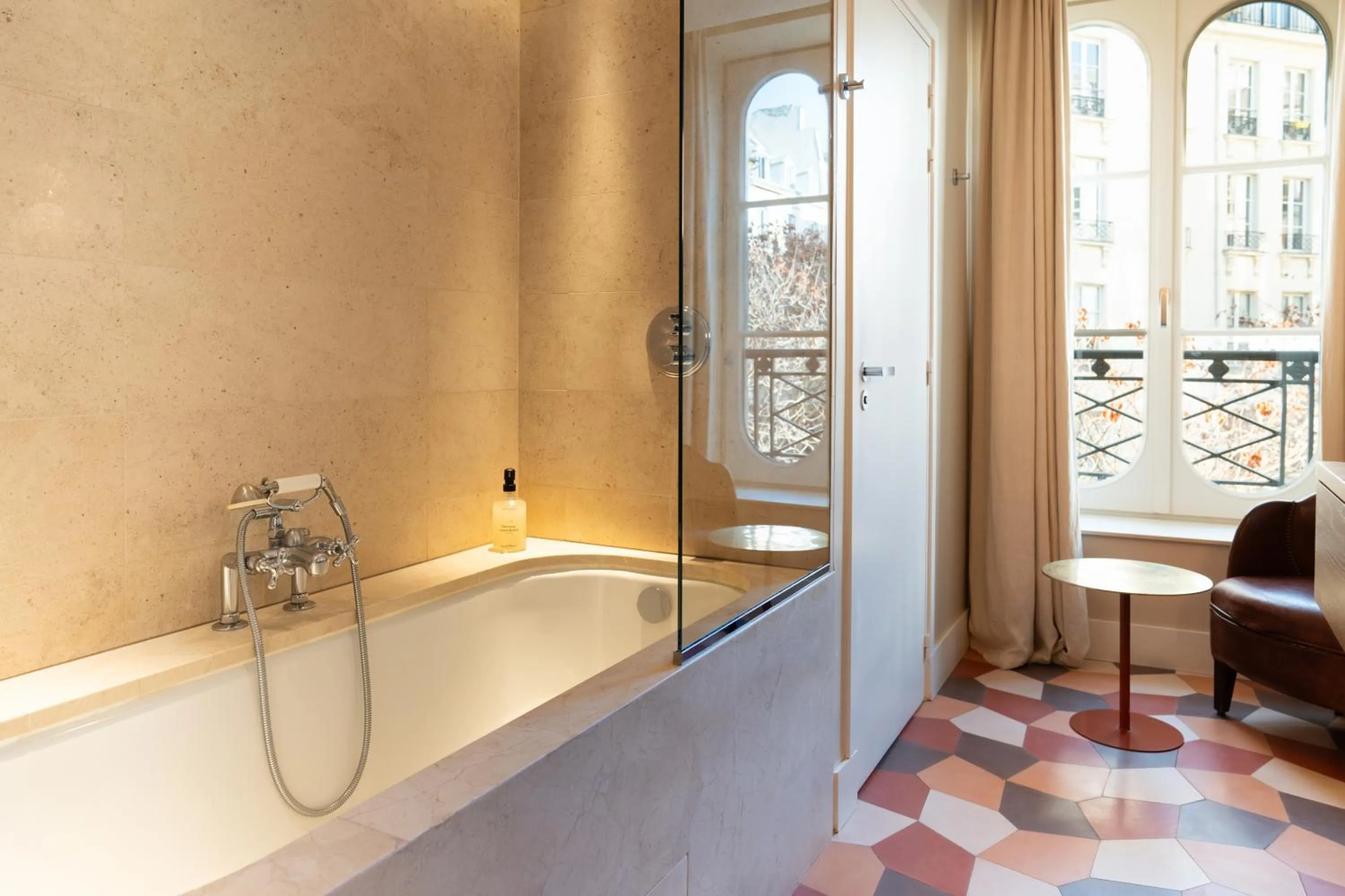 Bathroom in Hôtel du Sentier