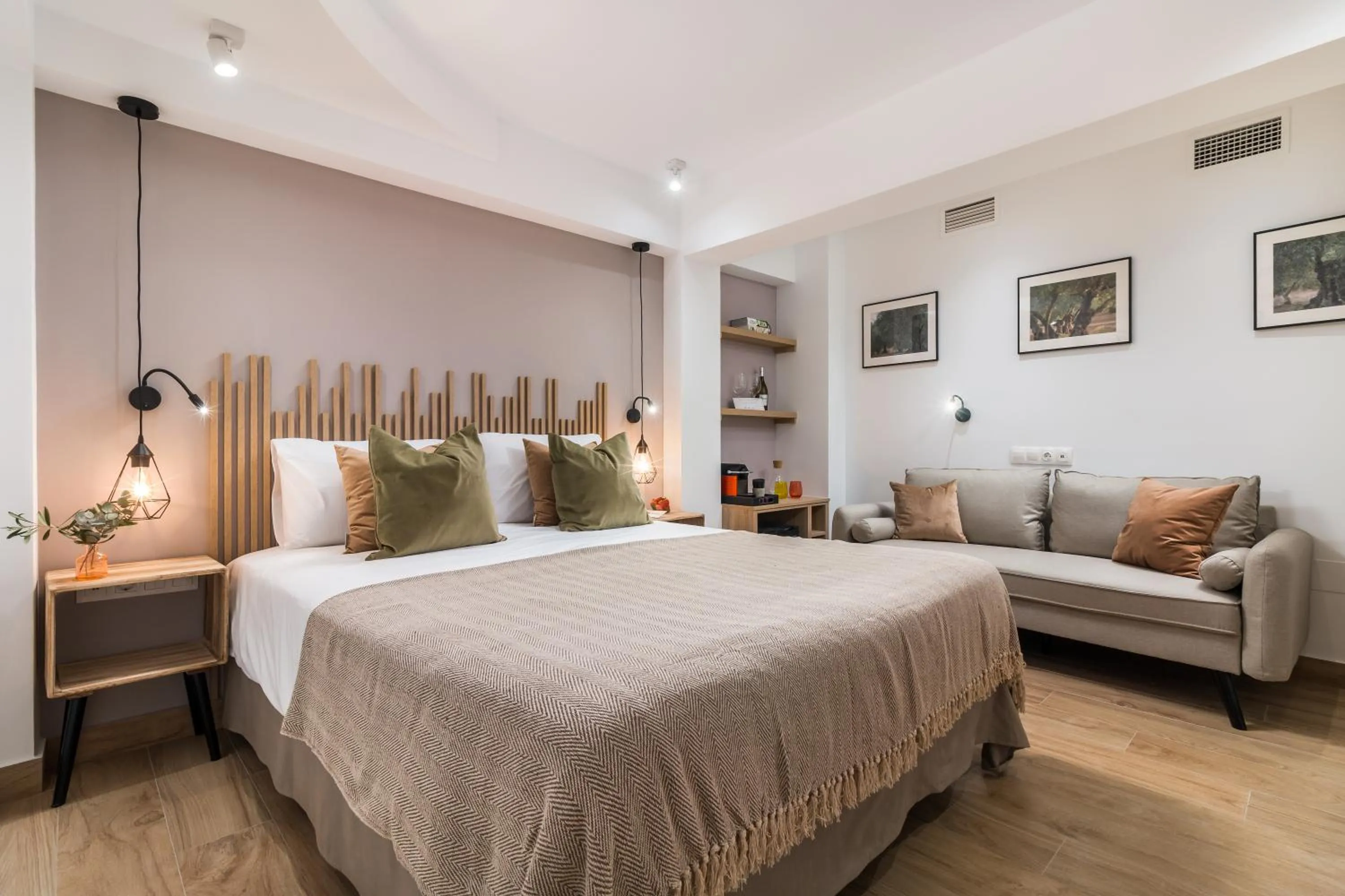 Bed in Linda Boutique Hotel