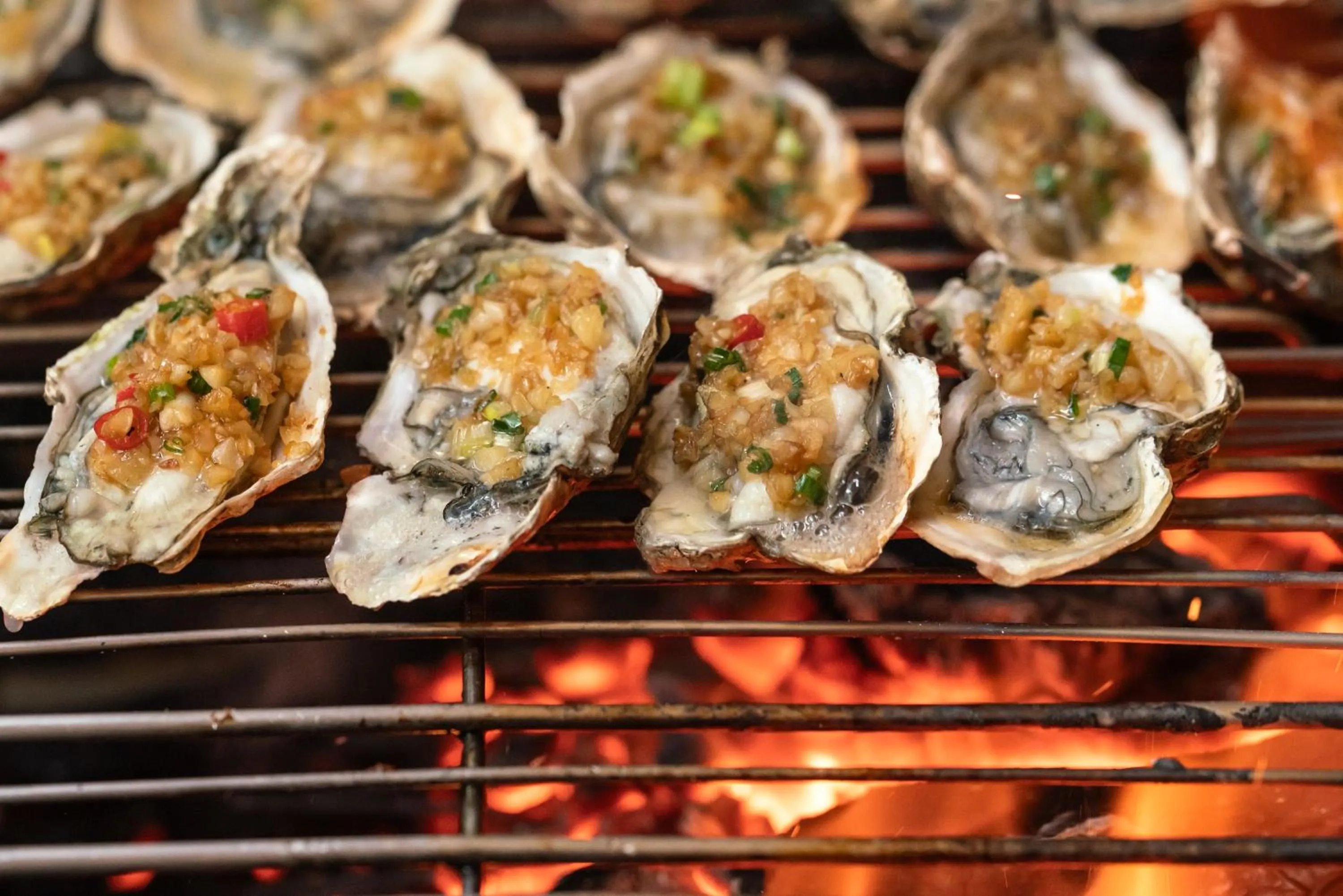 Buffet breakfast in Crowne Plaza Shenzhen Futian, Near to Shenzhen Convention&Exhibition Centre, Shenzhen Stock Exchange and Shenzhen Civic Center, Outdoor Heated Pool