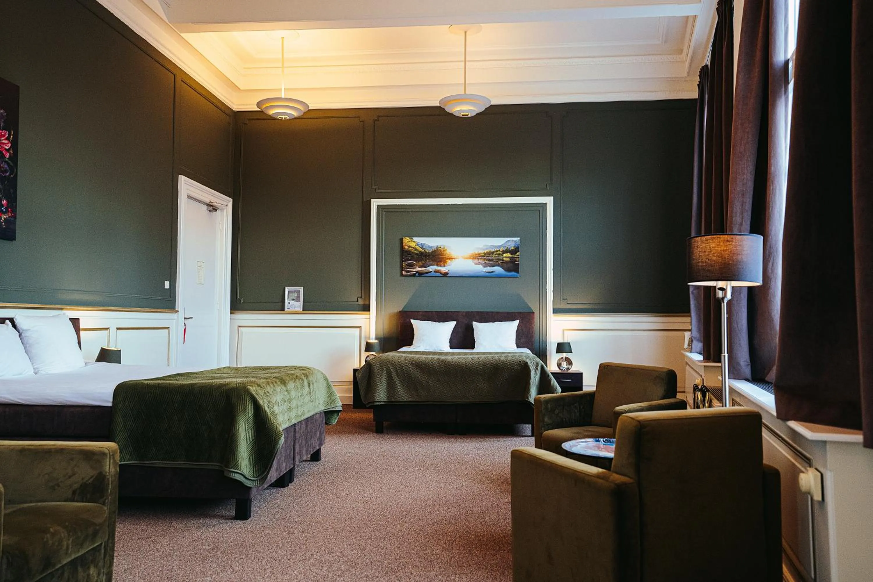 Bed in The Velvet Lodge