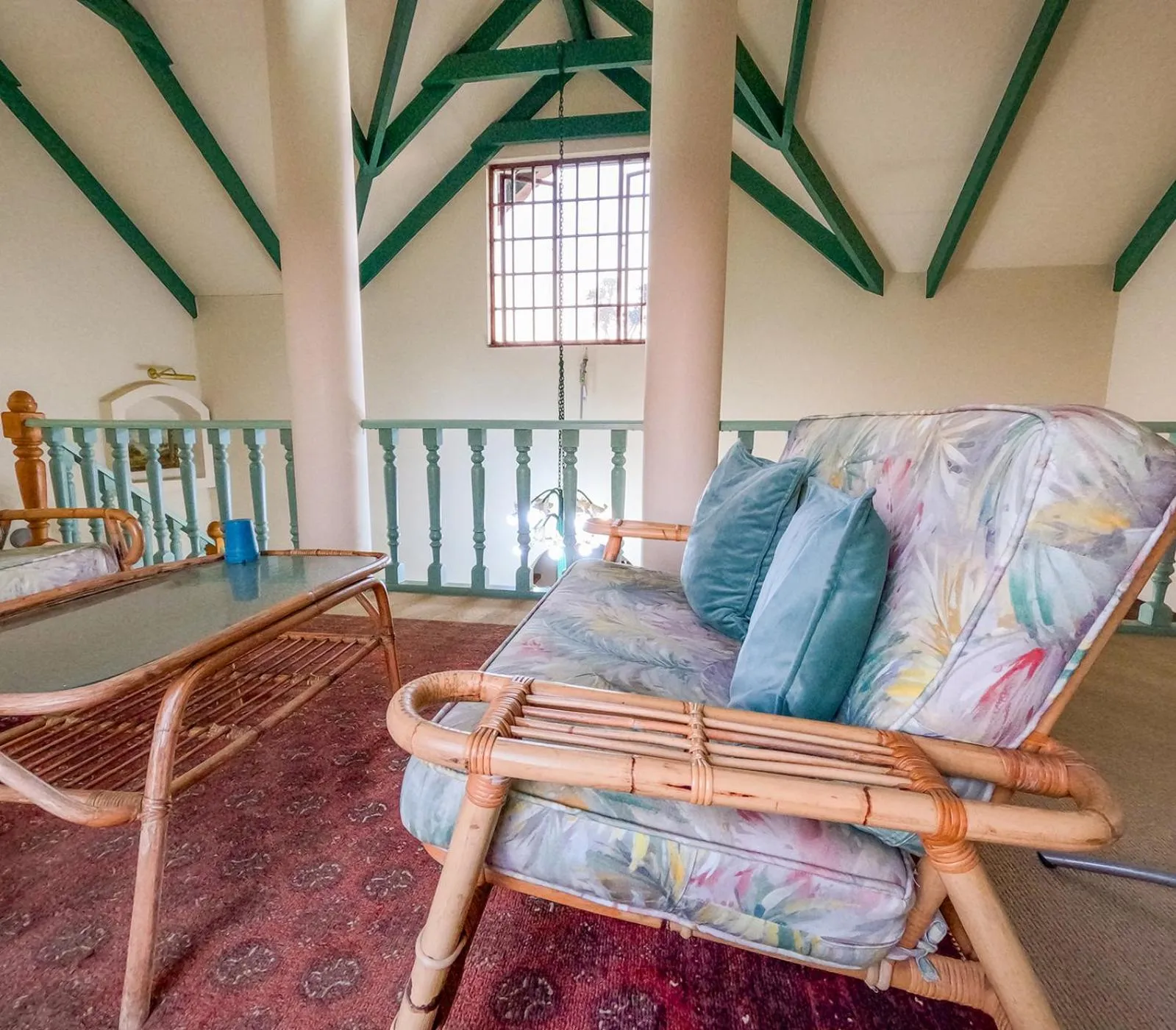 Seating area in Westlodge at Graskop B&B