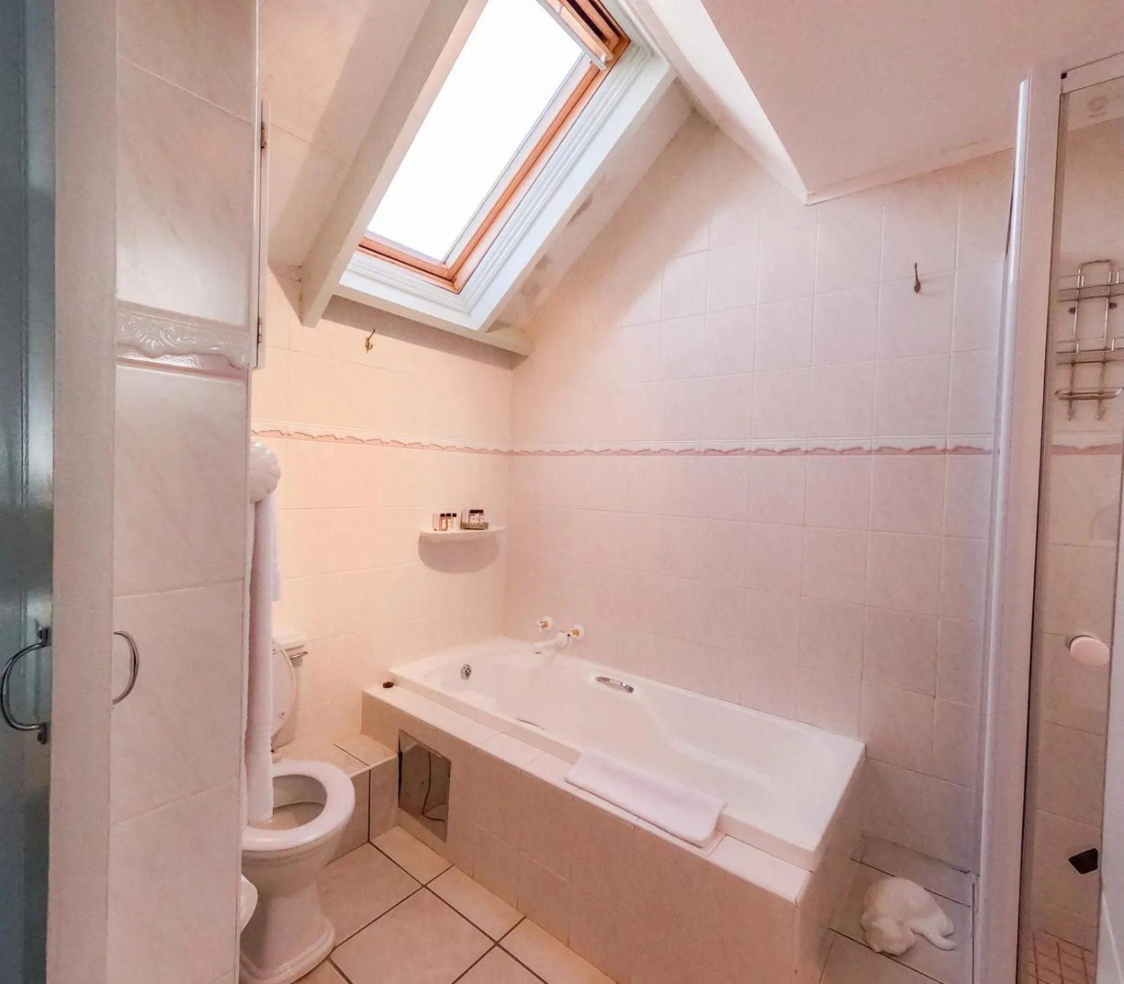 Bathroom in Westlodge at Graskop B&B