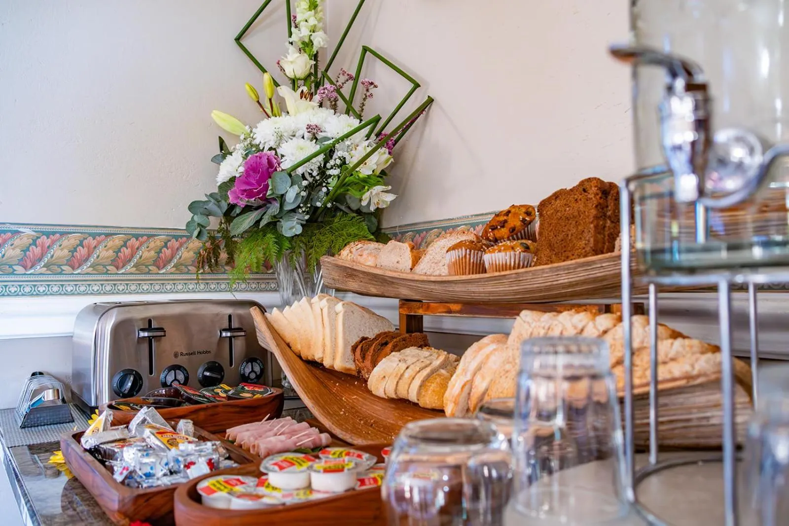 Buffet breakfast in Westlodge at Graskop B&B