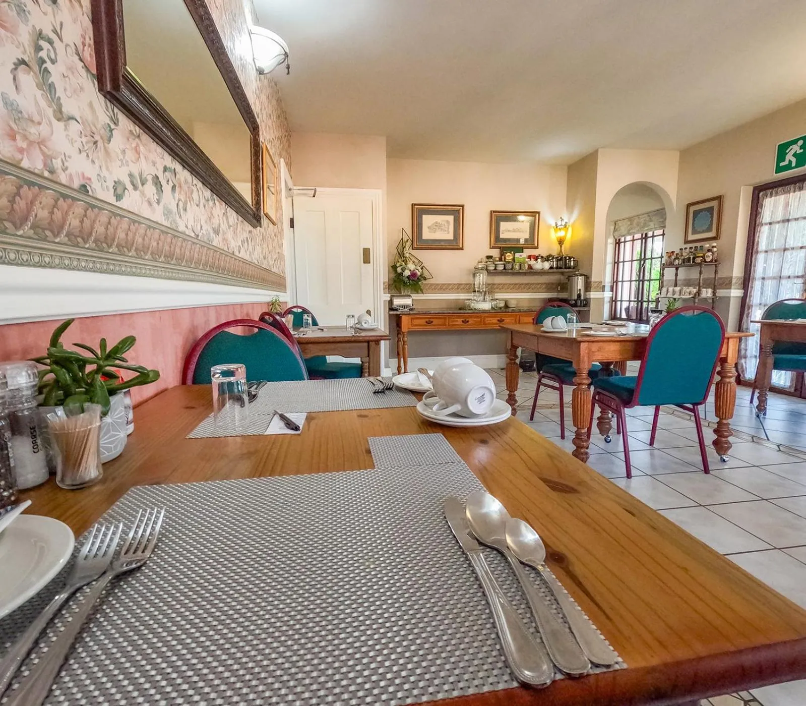 Dining area in Westlodge at Graskop B&B