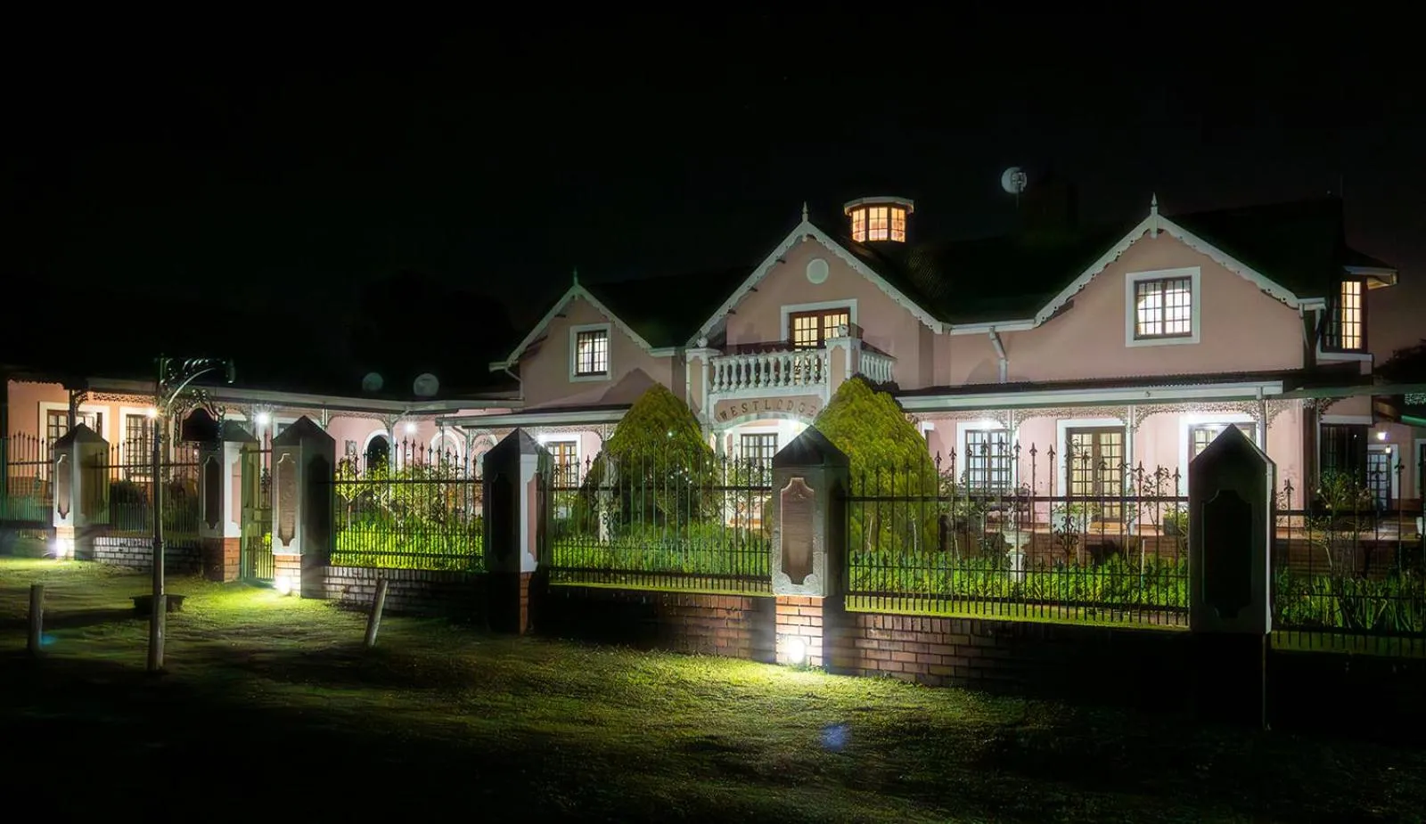 Night in Westlodge at Graskop B&B