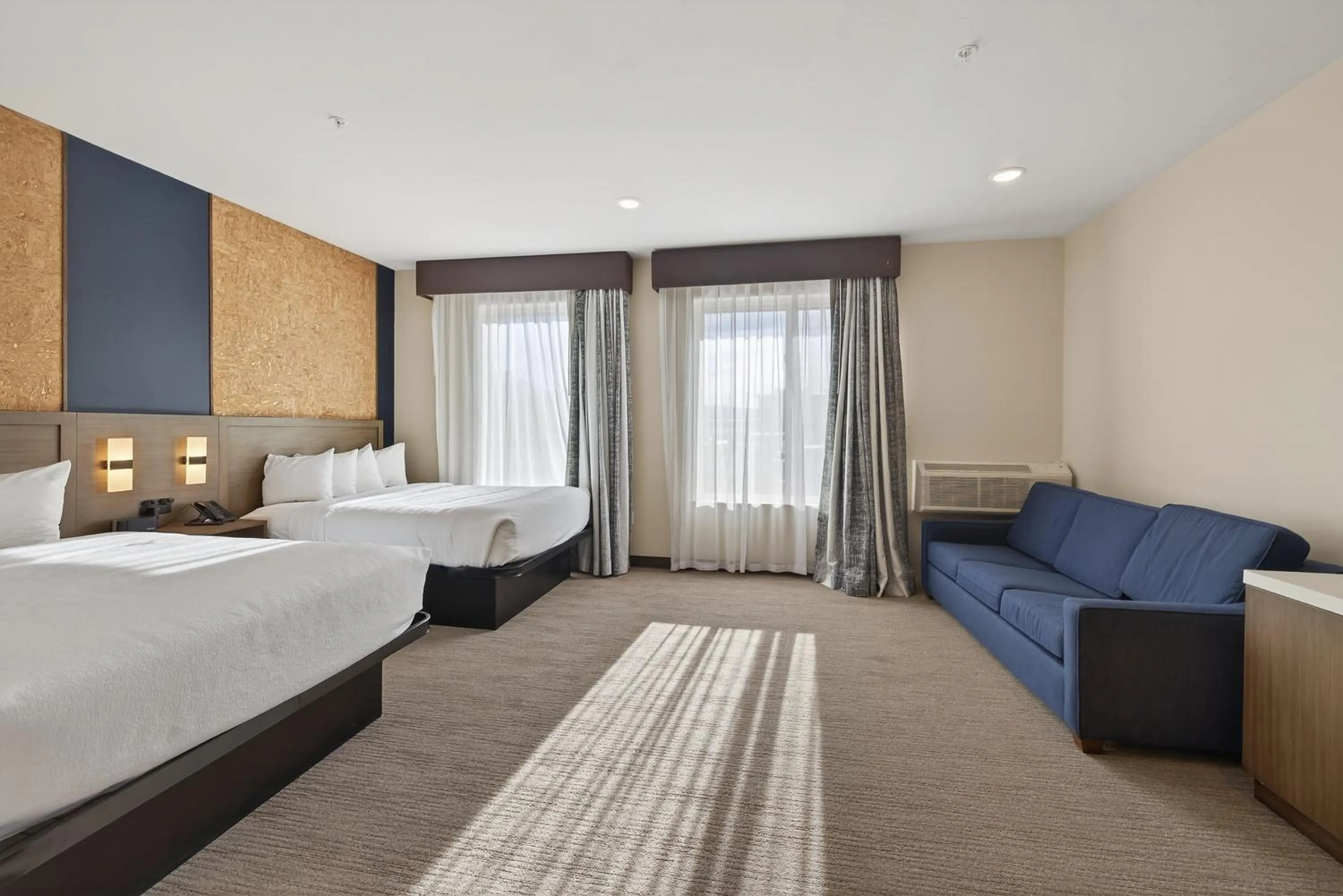 Property building, Bed in Scenic View Inn & Suites Moab