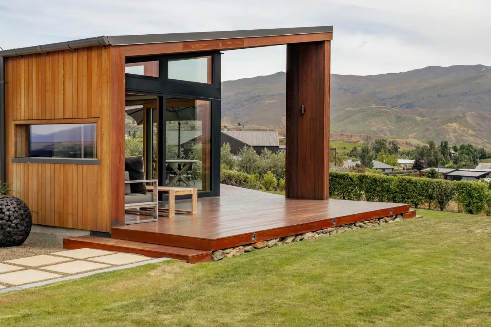 Vino and Views - Bannockburn Holiday Home