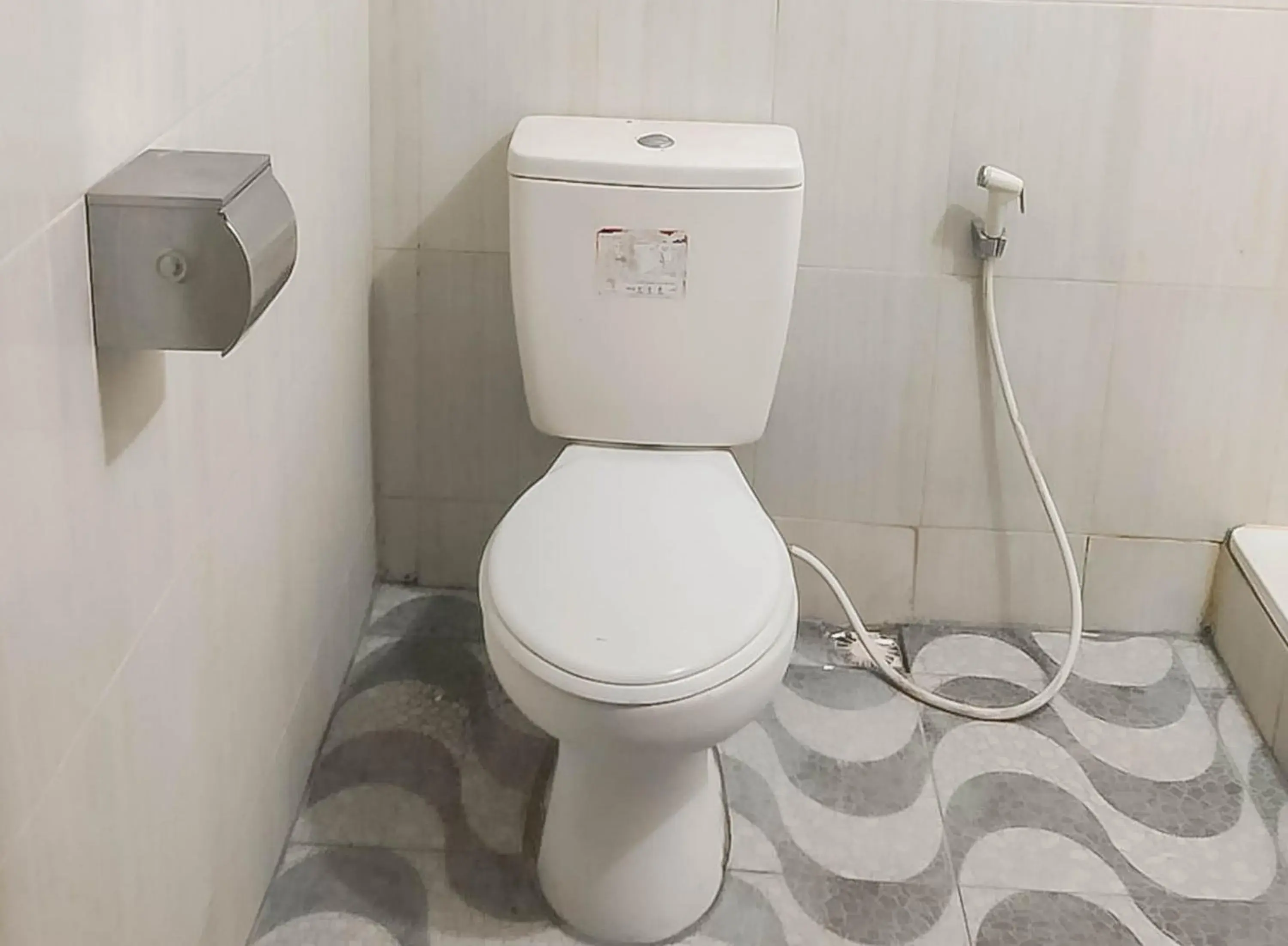 Bathroom in Rumah Panggung Guest House Syariah Mitra RedDoorz Bathroom in Rumah Panggung Guest House Syariah Mitra RedDoorz