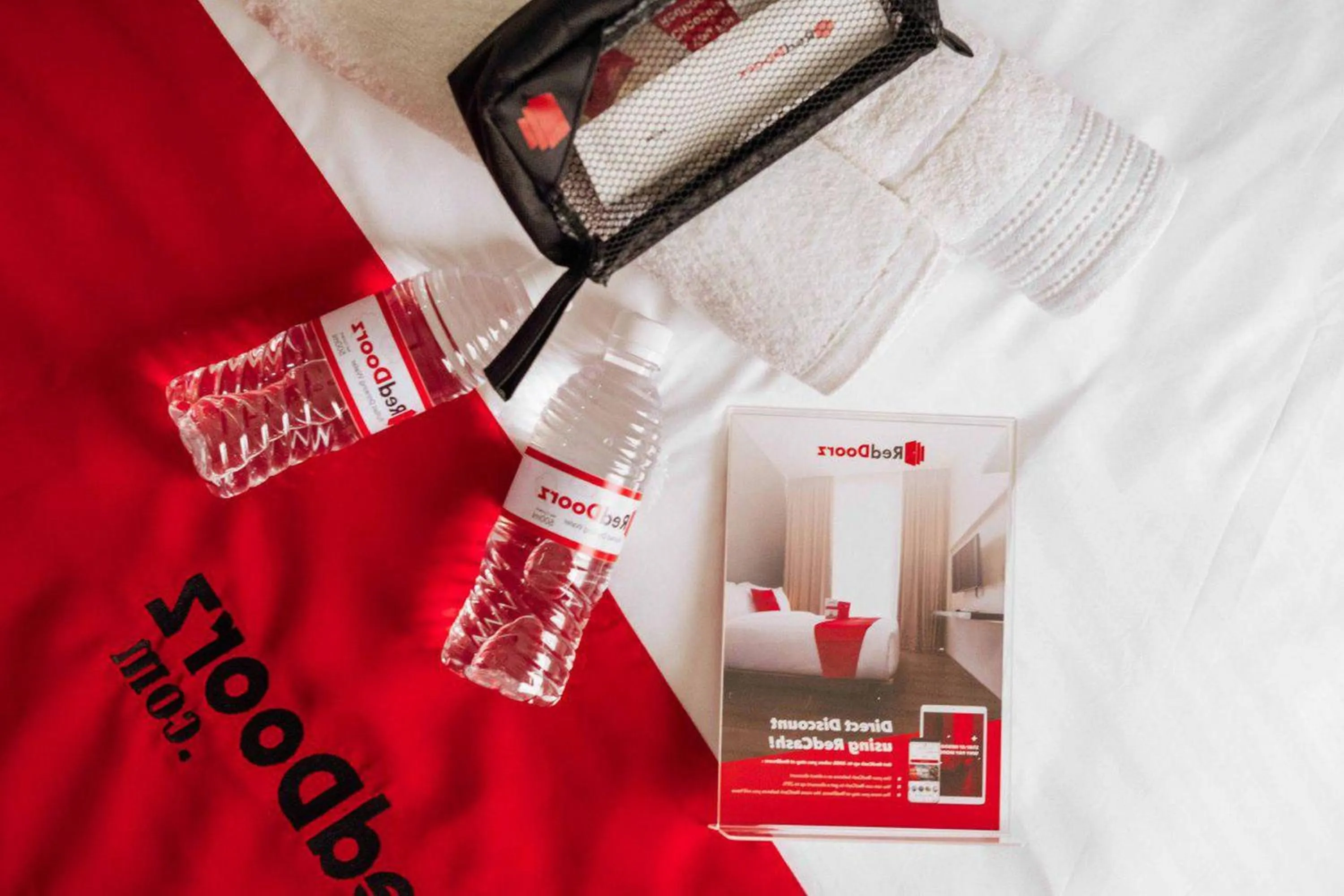 RedDoorz Plus near Universitas Saburai Lampung