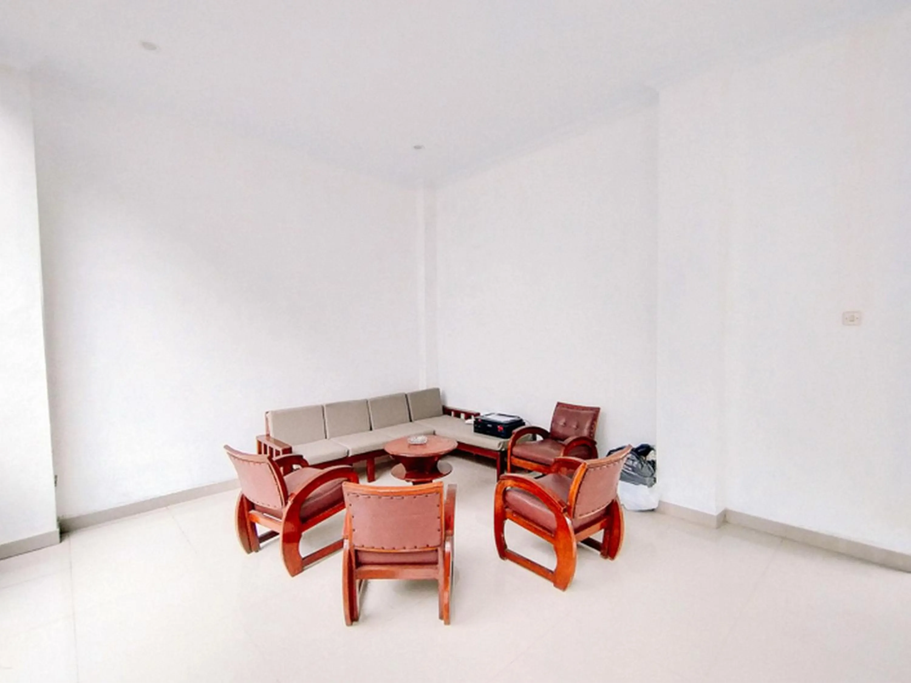 Property building in RedDoorz At Artomoro Guest House