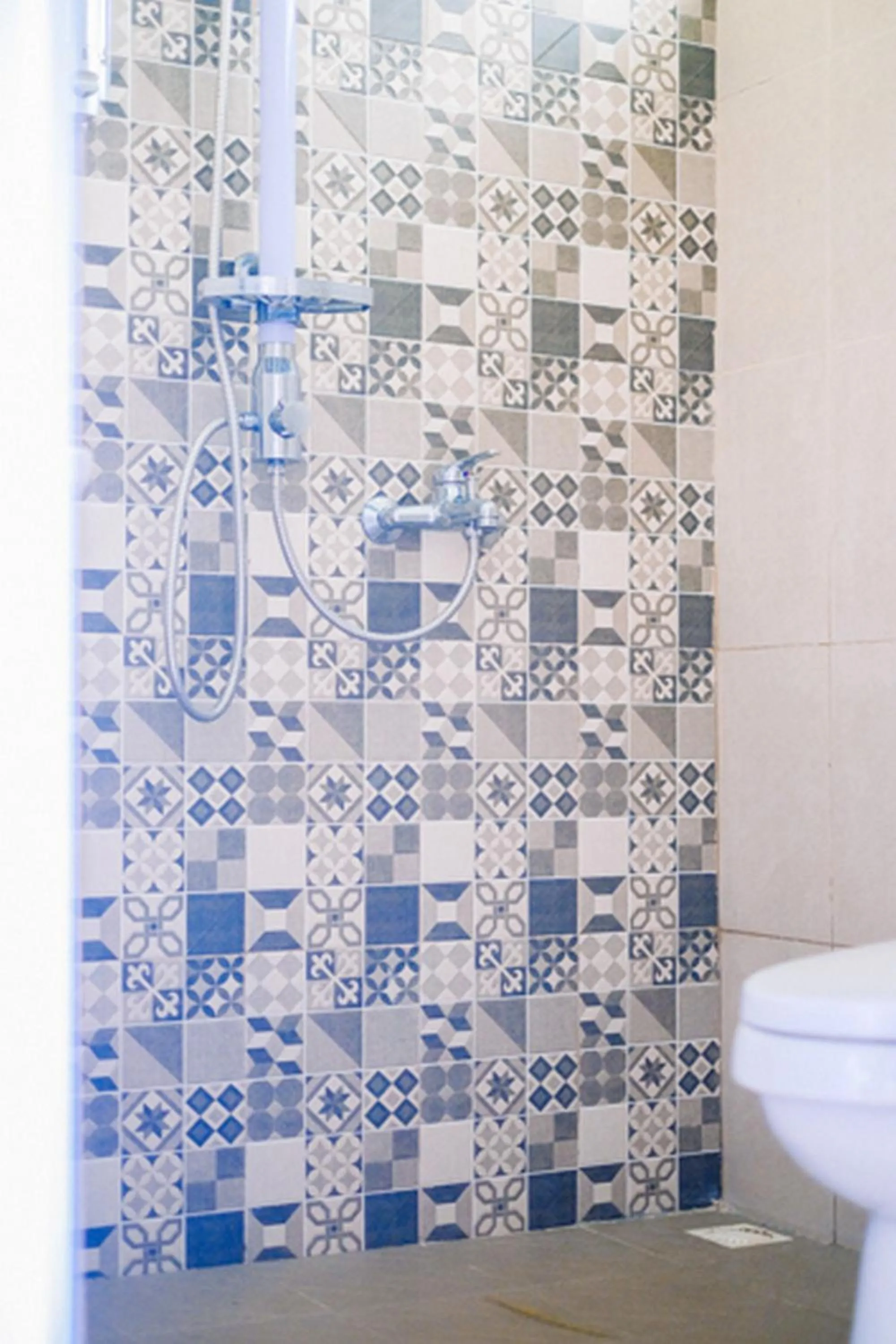 Property building in RedDoorz At Artomoro Guest House