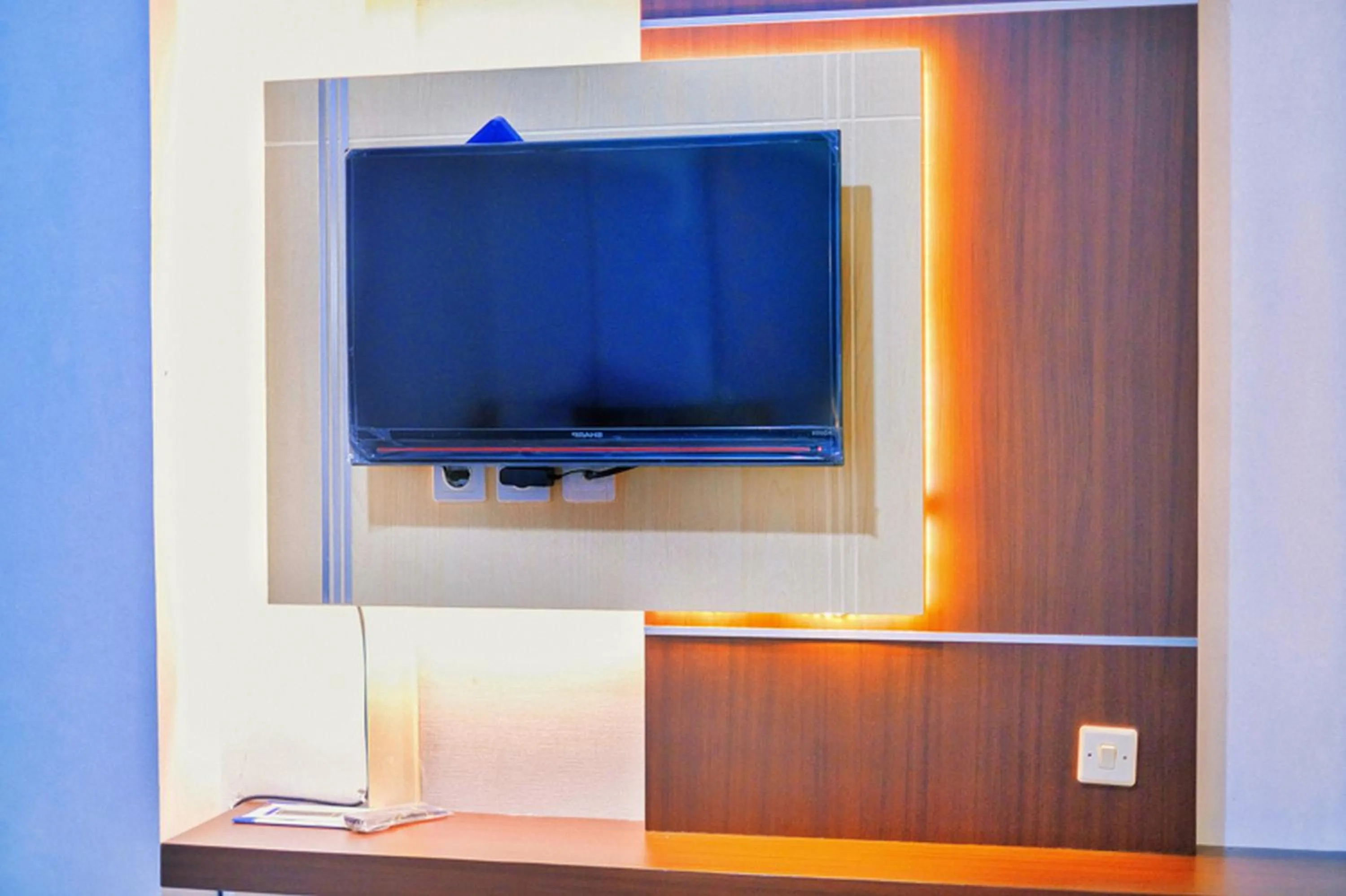 Property building in RedDoorz At Artomoro Guest House