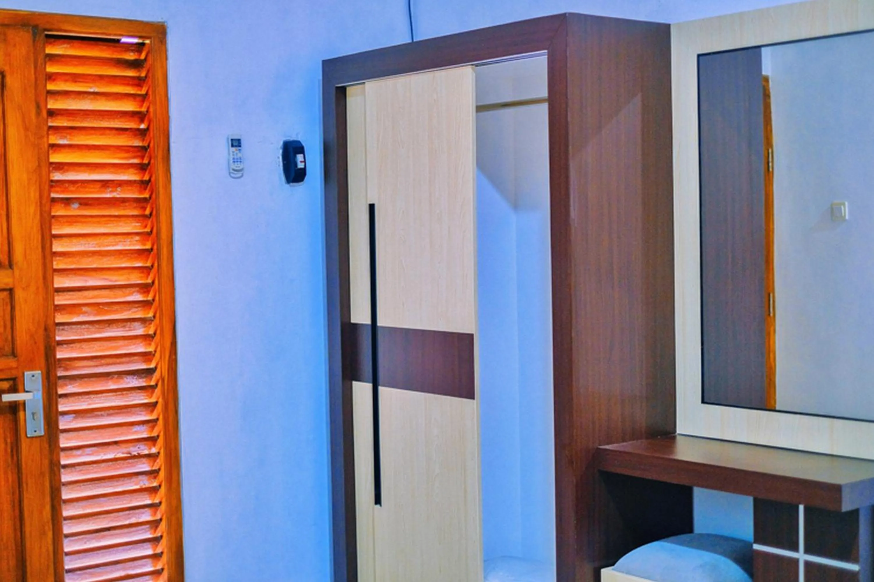 Property building in RedDoorz At Artomoro Guest House