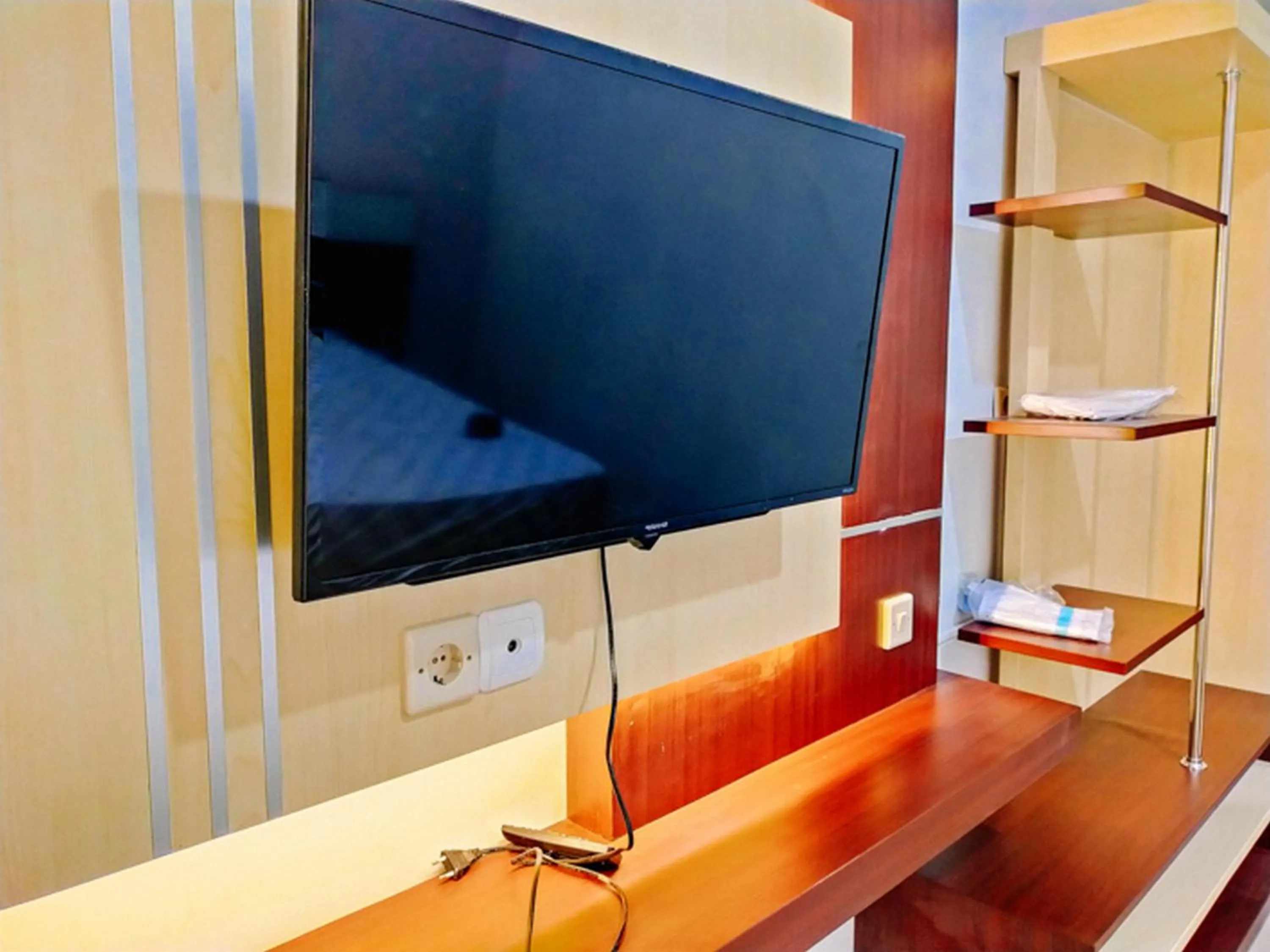 Property building in RedDoorz At Artomoro Guest House