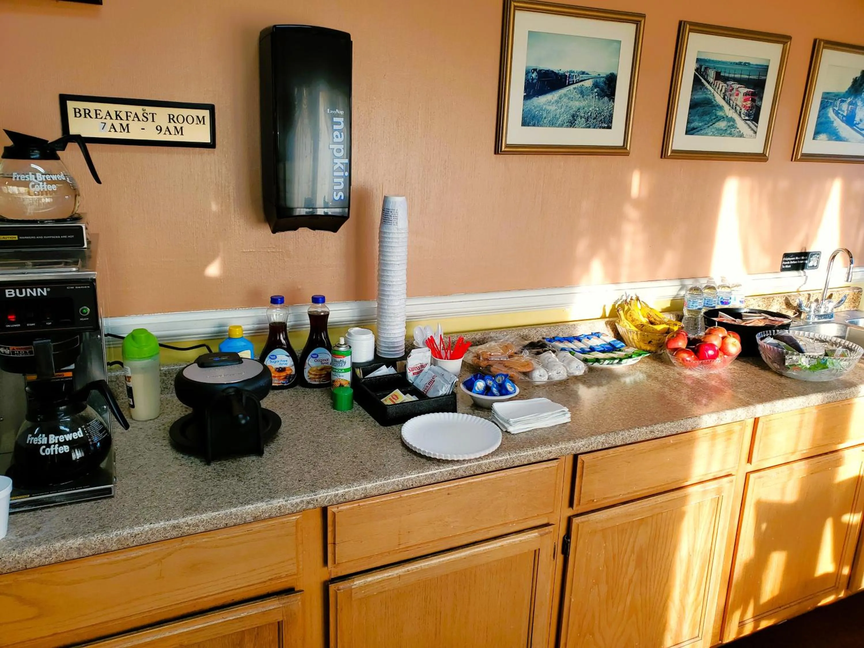 Breakfast in Americas Best Value Inn Arkansas City