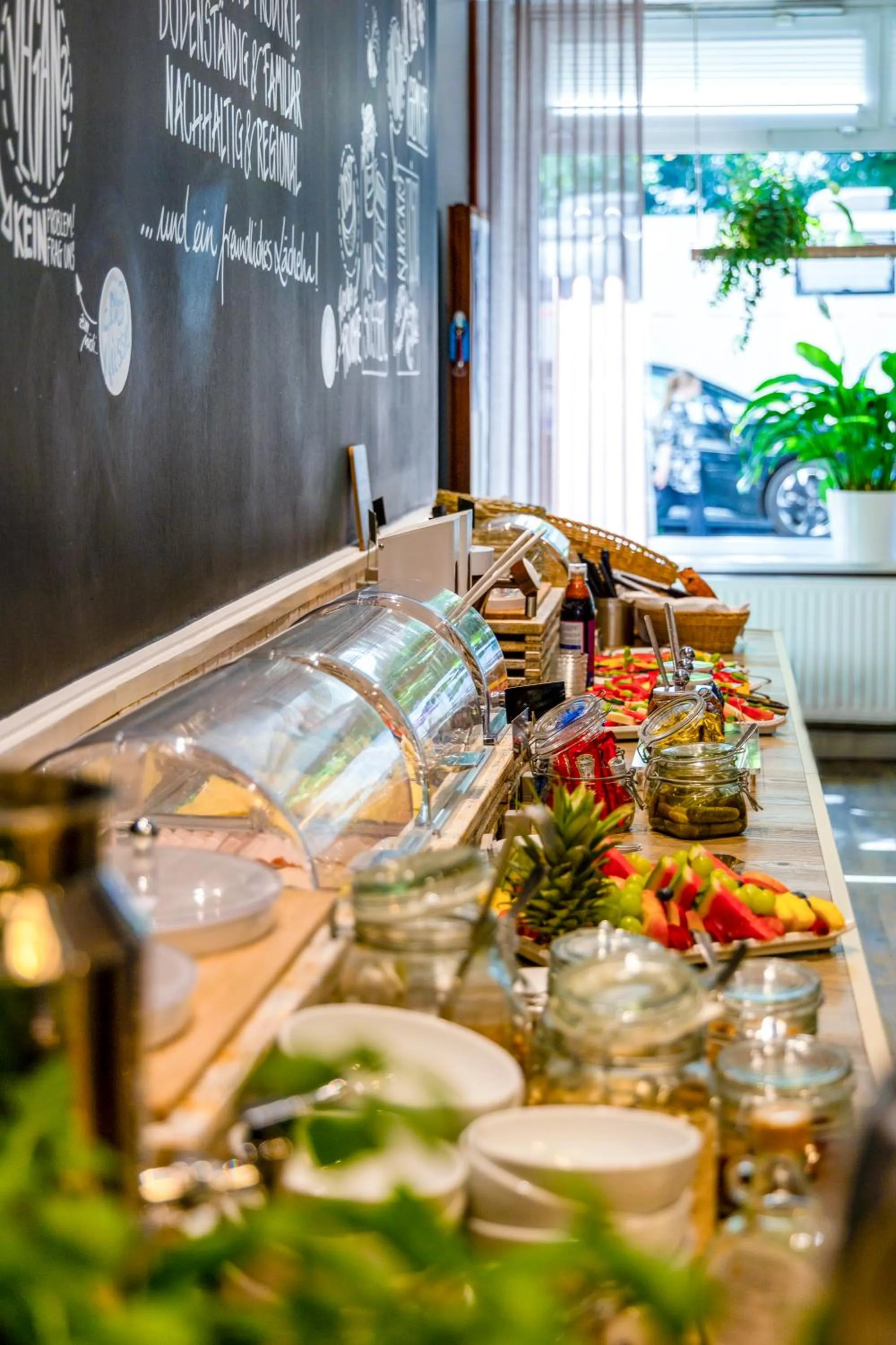 Restaurant/places to eat in Auto-Parkhotel Hamburg St Pauli