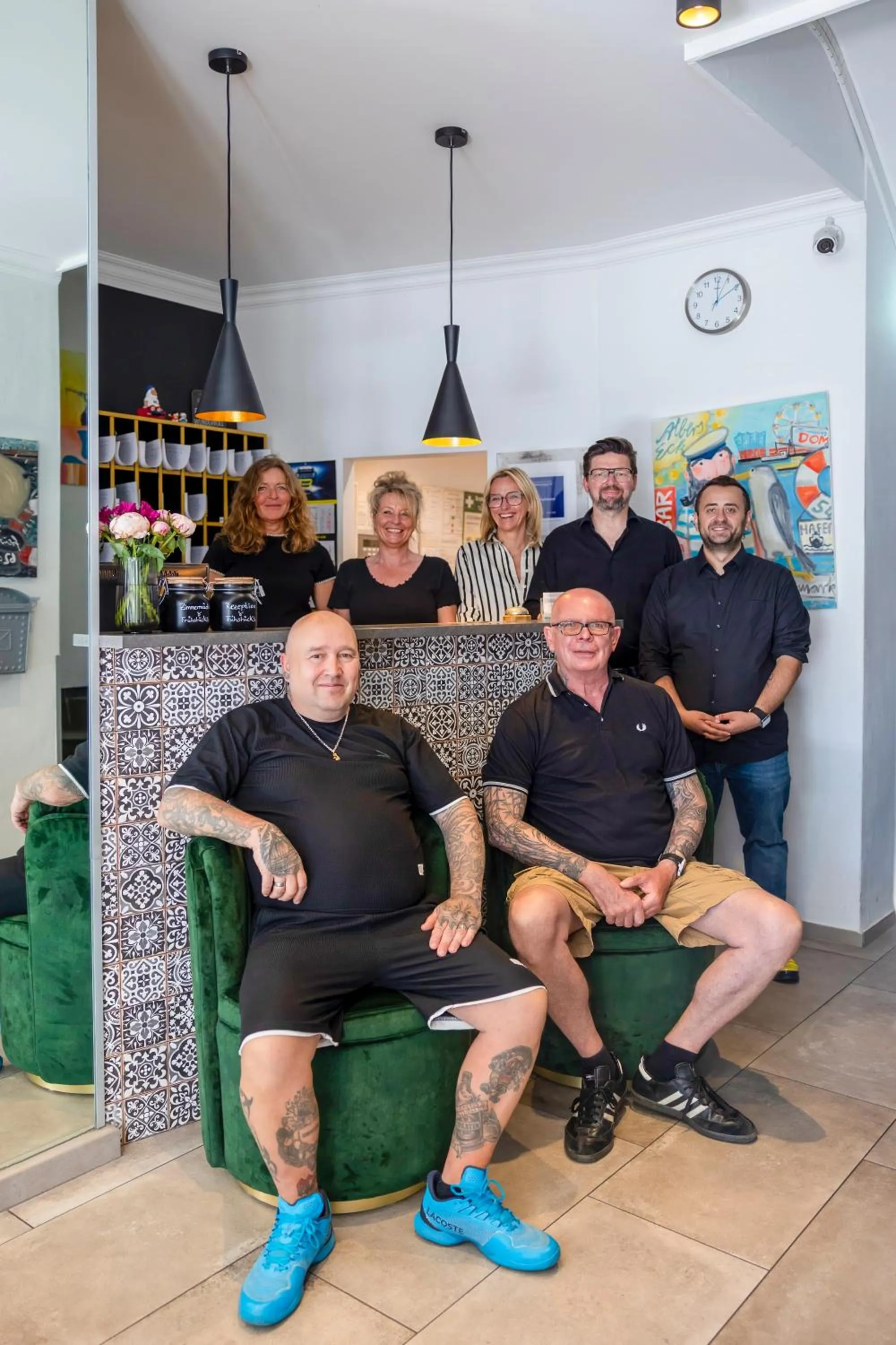 Staff in Auto-Parkhotel Hamburg St Pauli