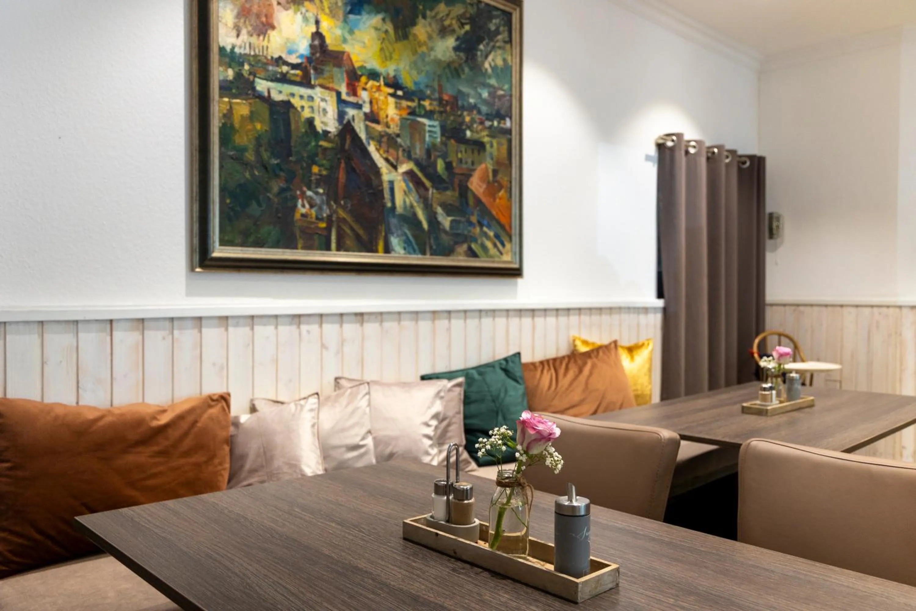 Restaurant/places to eat in Auto-Parkhotel Hamburg St Pauli