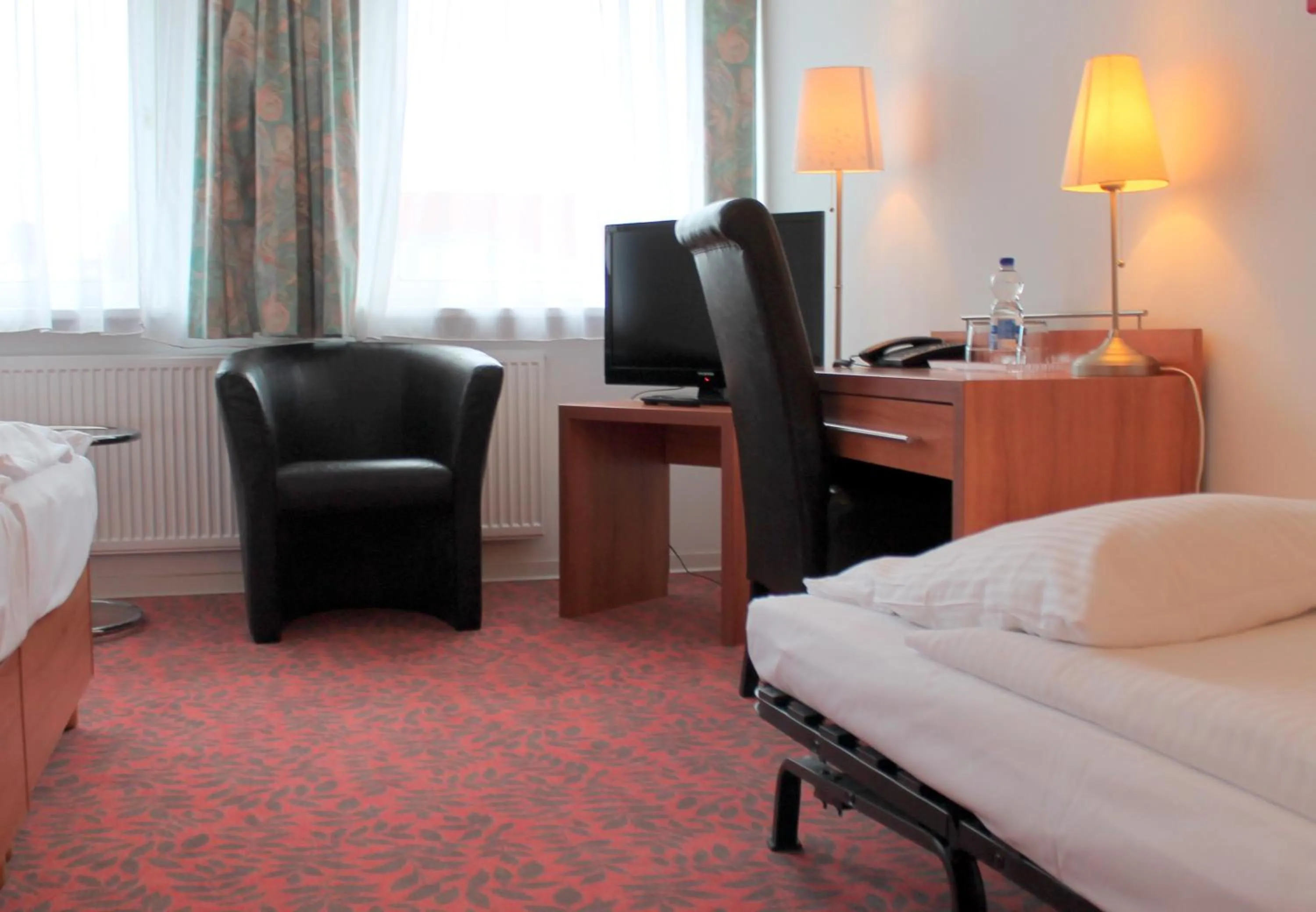 cot, Bed in Hotel Kaiser