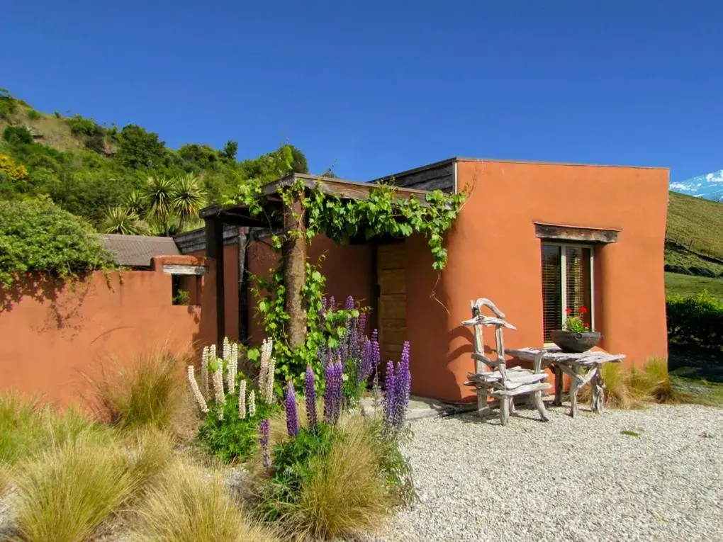 Tussock Cottage Tussock Cottage