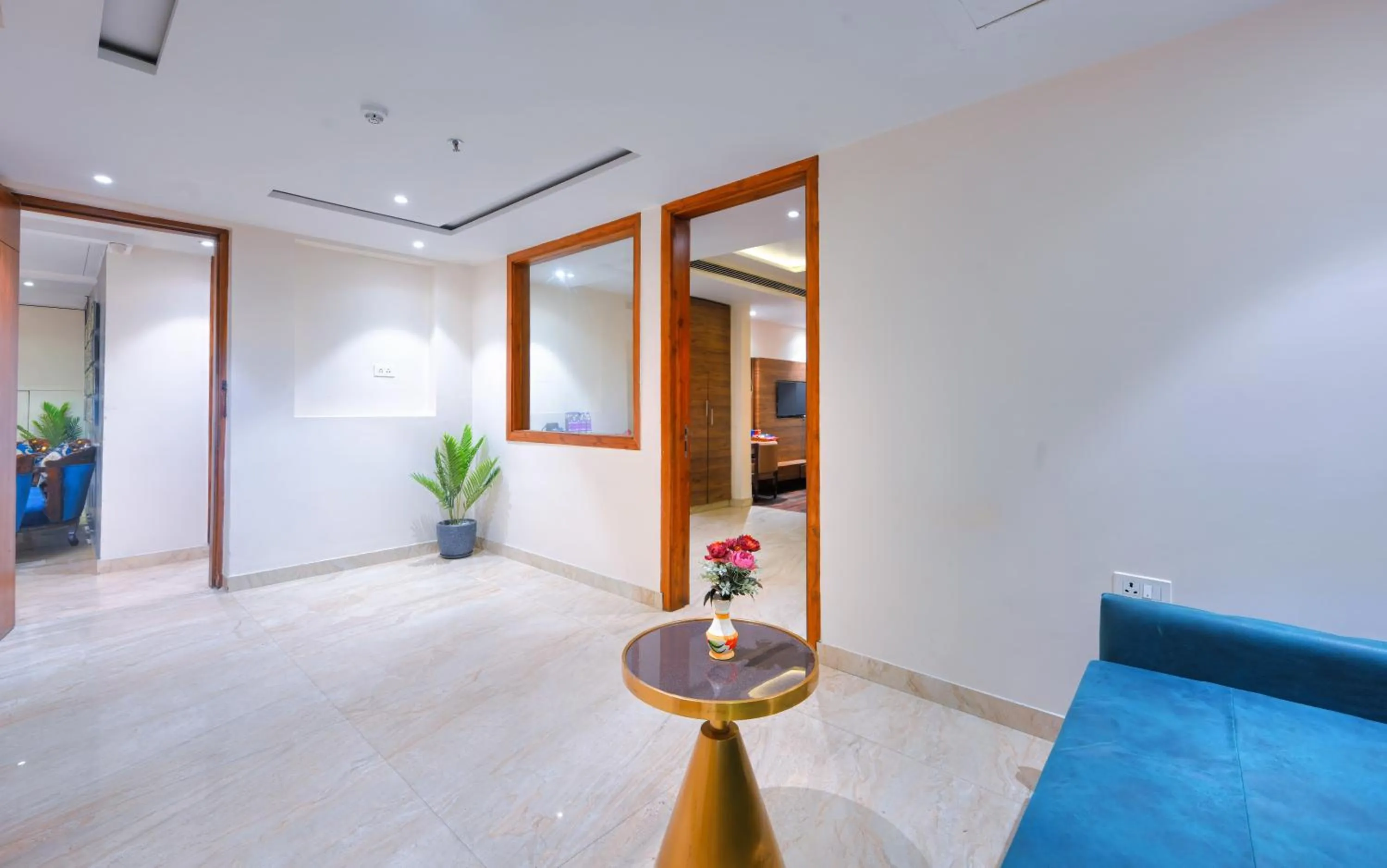 Living room in TreeHouse London Street Amritsar