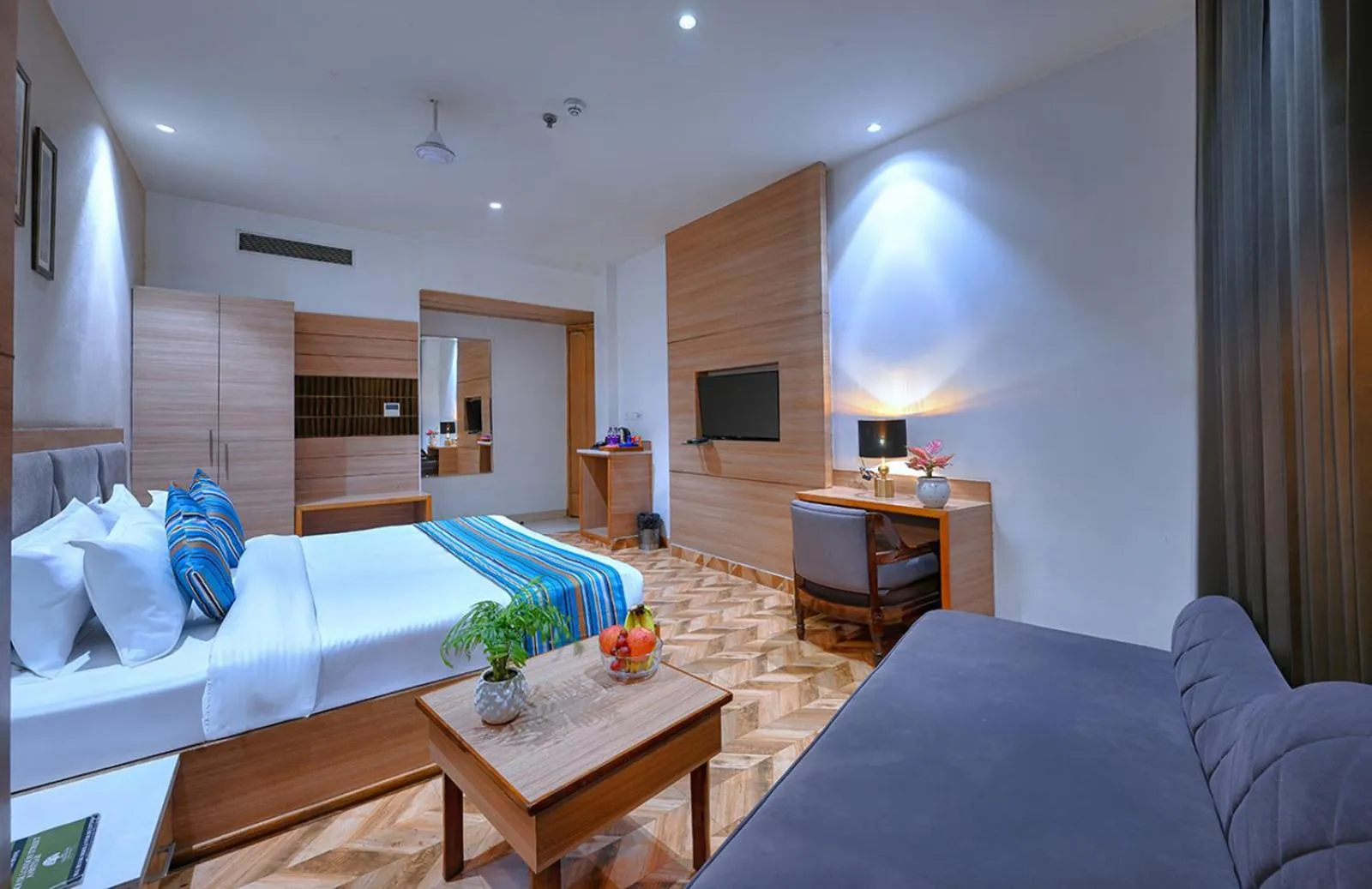 Bedroom, Bed in TreeHouse London Street Amritsar