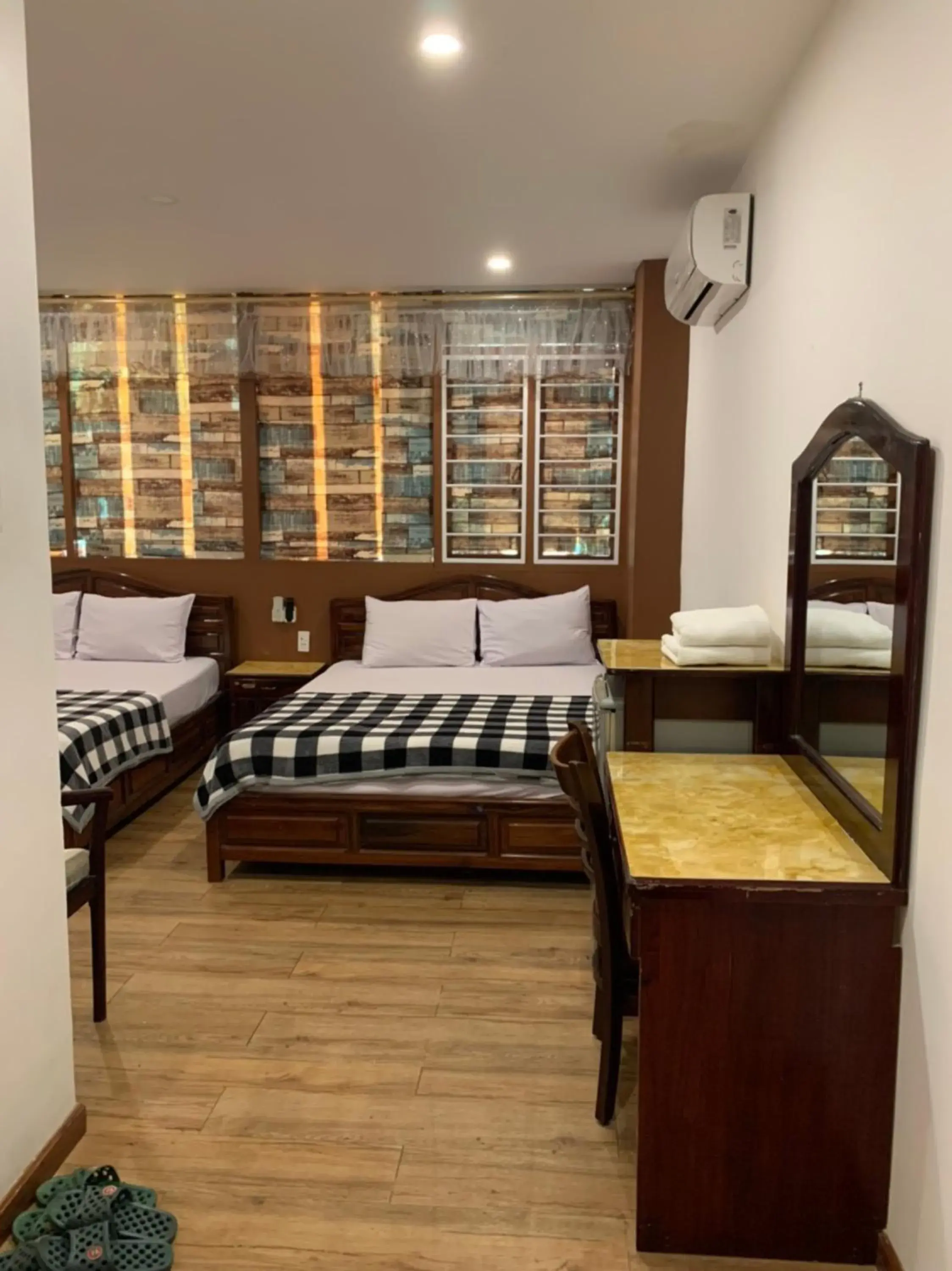 Bed in Hoang Yen Nhi Hotel Bed in Hoang Yen Nhi Hotel