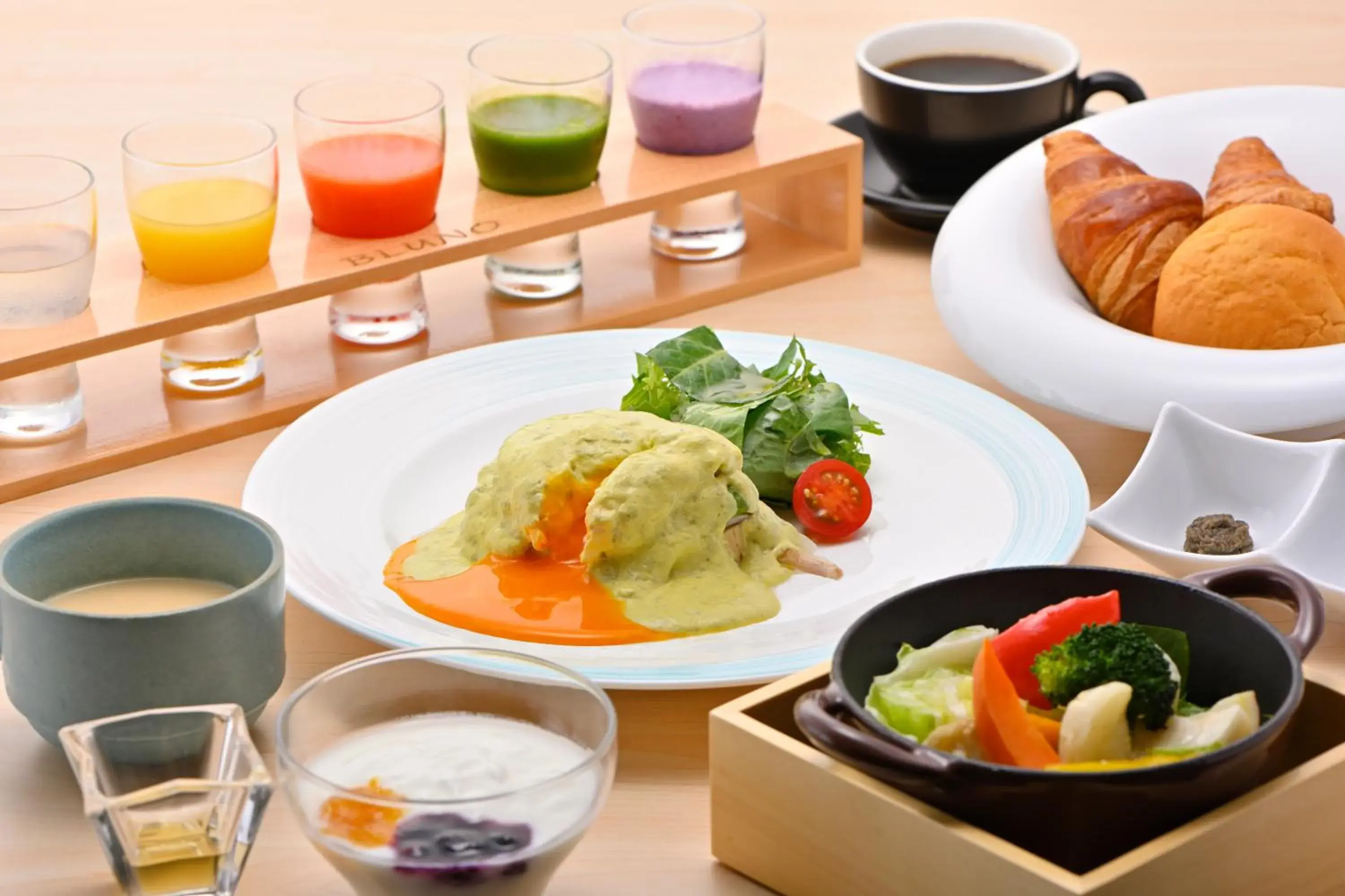 Food and drinks in UNO HOTEL Food and drinks in UNO HOTEL