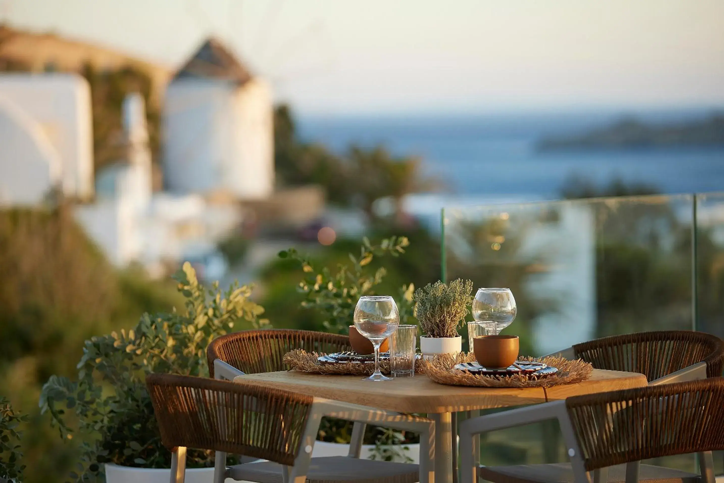 Restaurant/places to eat in Once in Mykonos - Designed for Adults Restaurant/places to eat in Once in Mykonos - Designed for Adults