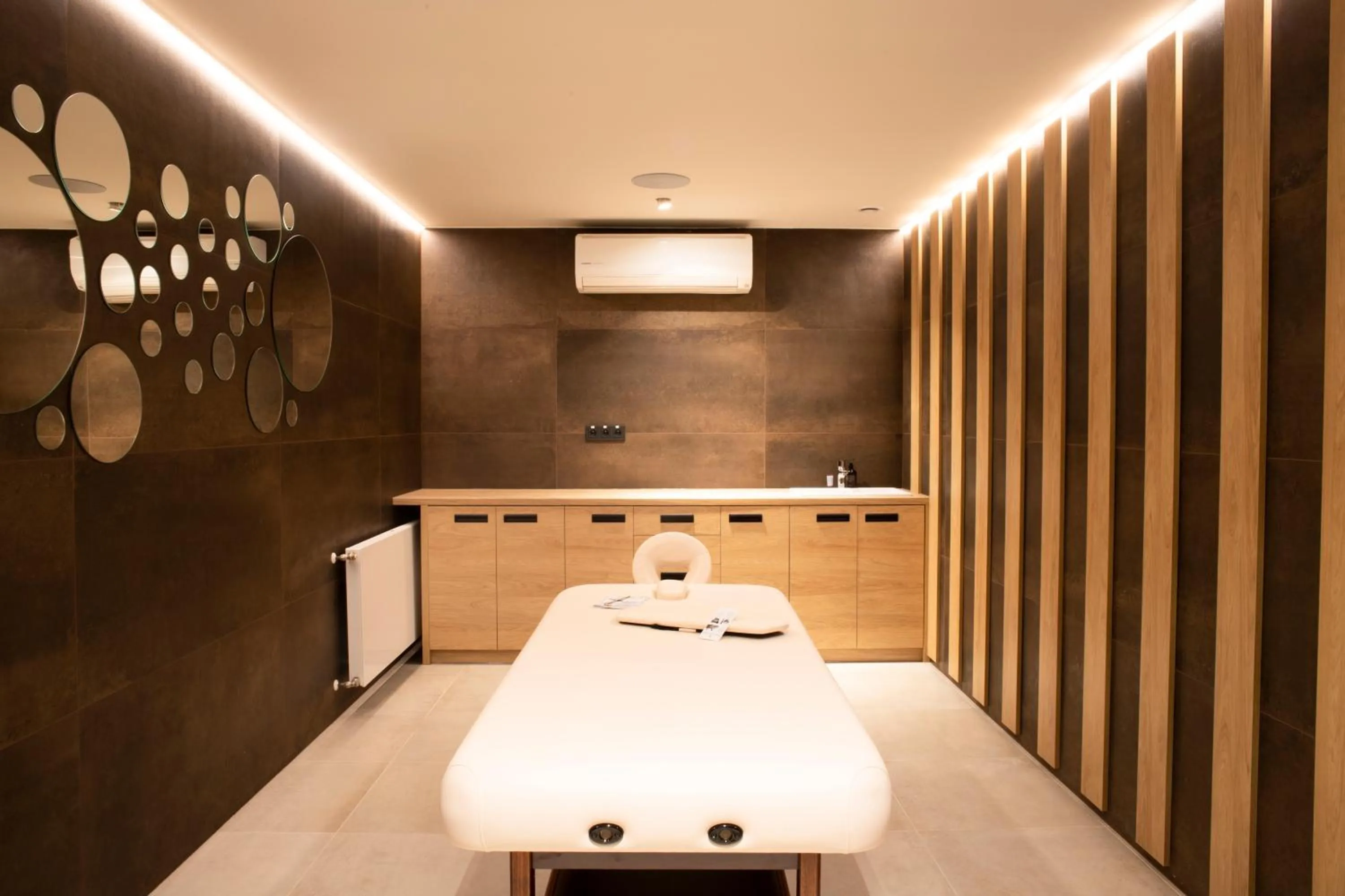 Massage, Bed in Amenity Hotel & Resort Orlické hory