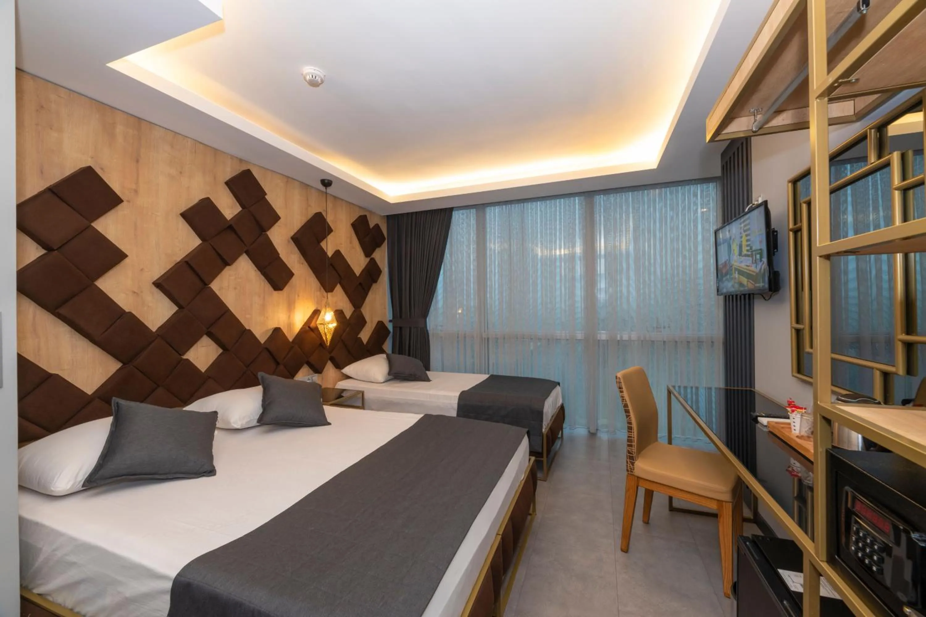 Photo of the whole room, Bed in Fly And Stay Airport Hotel