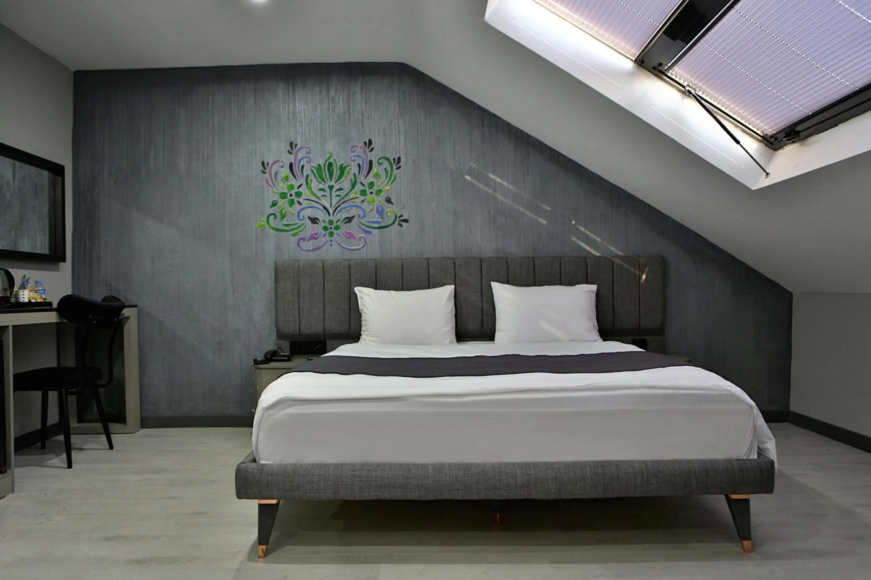 Photo of the whole room, Bed in Fly And Stay Airport Hotel