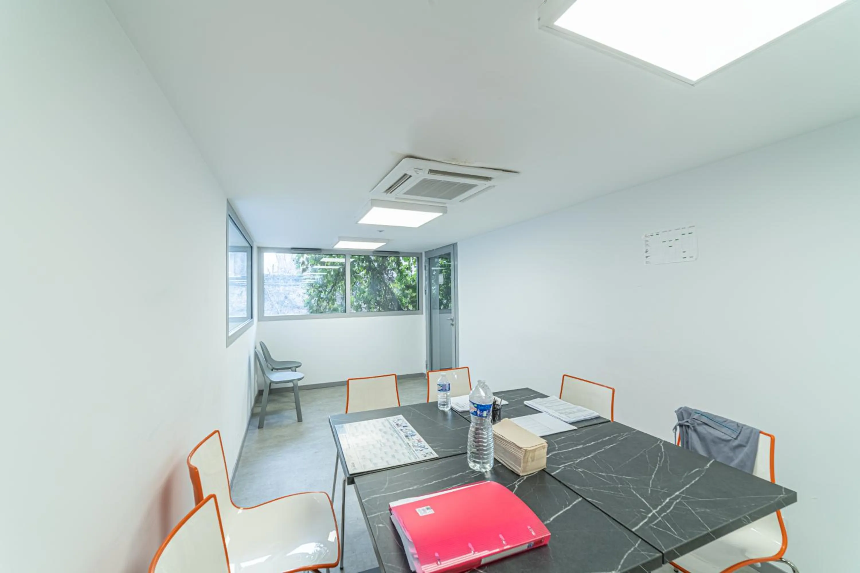 Seating area in Montempô Appart'Hôtel Marseille Centre Dôme