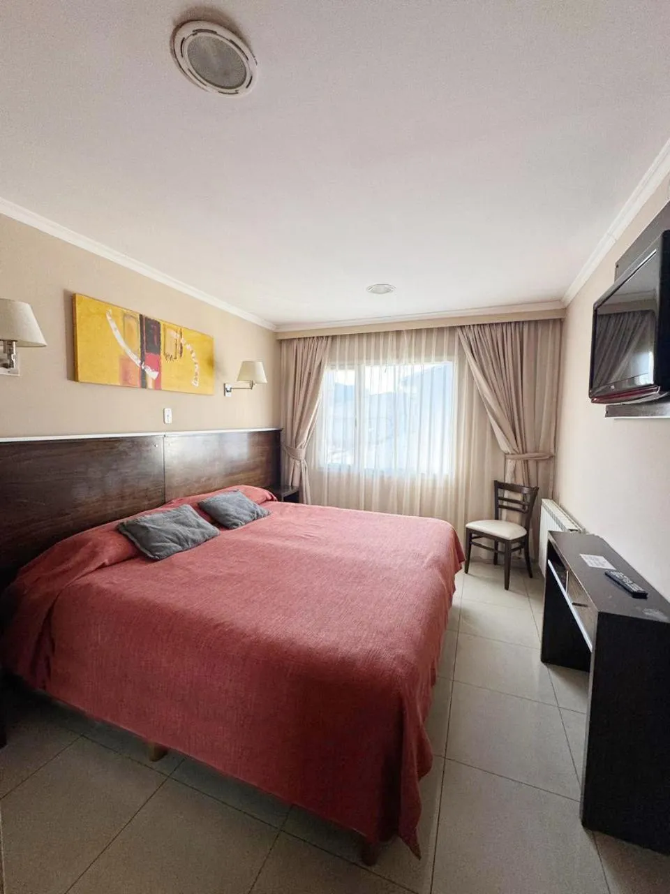 Bedroom, Bed in Hotel Aire de Patagonia