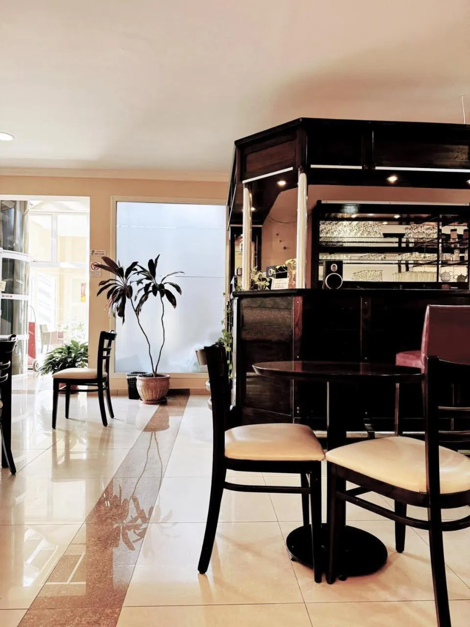 Dining area in Hotel Aire de Patagonia