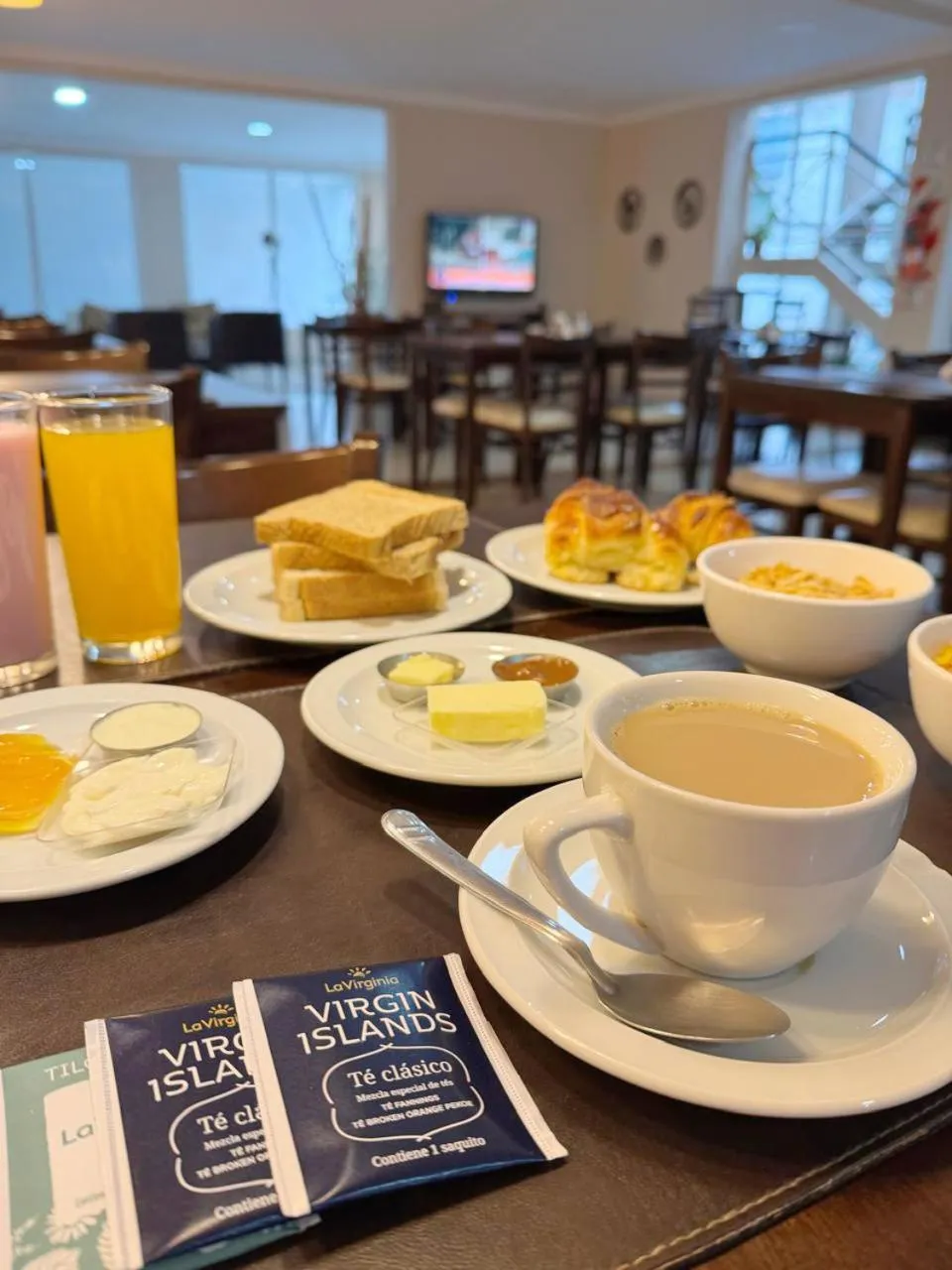 Breakfast in Hotel Aire de Patagonia