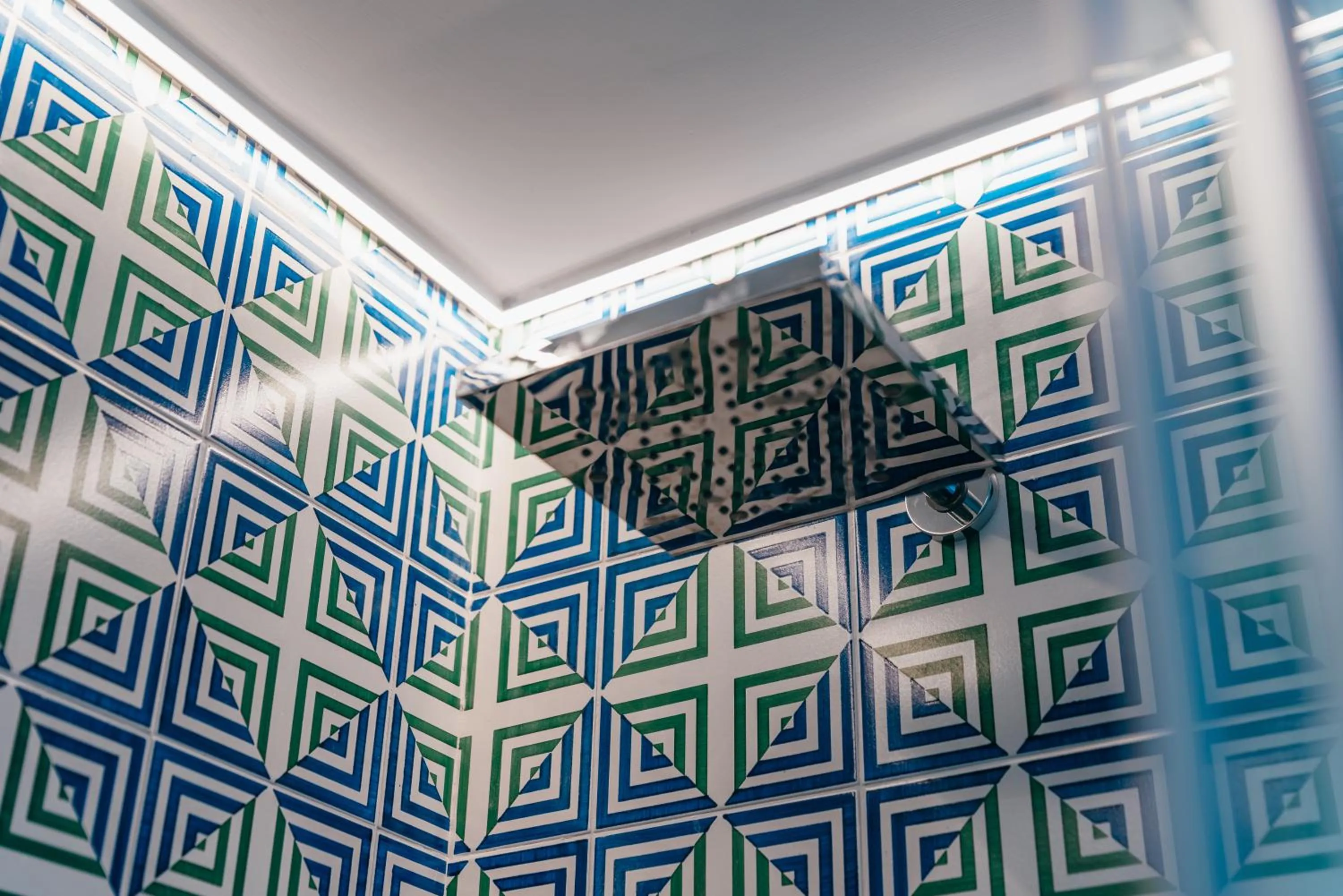 Shower in Maison Serena Sorrento