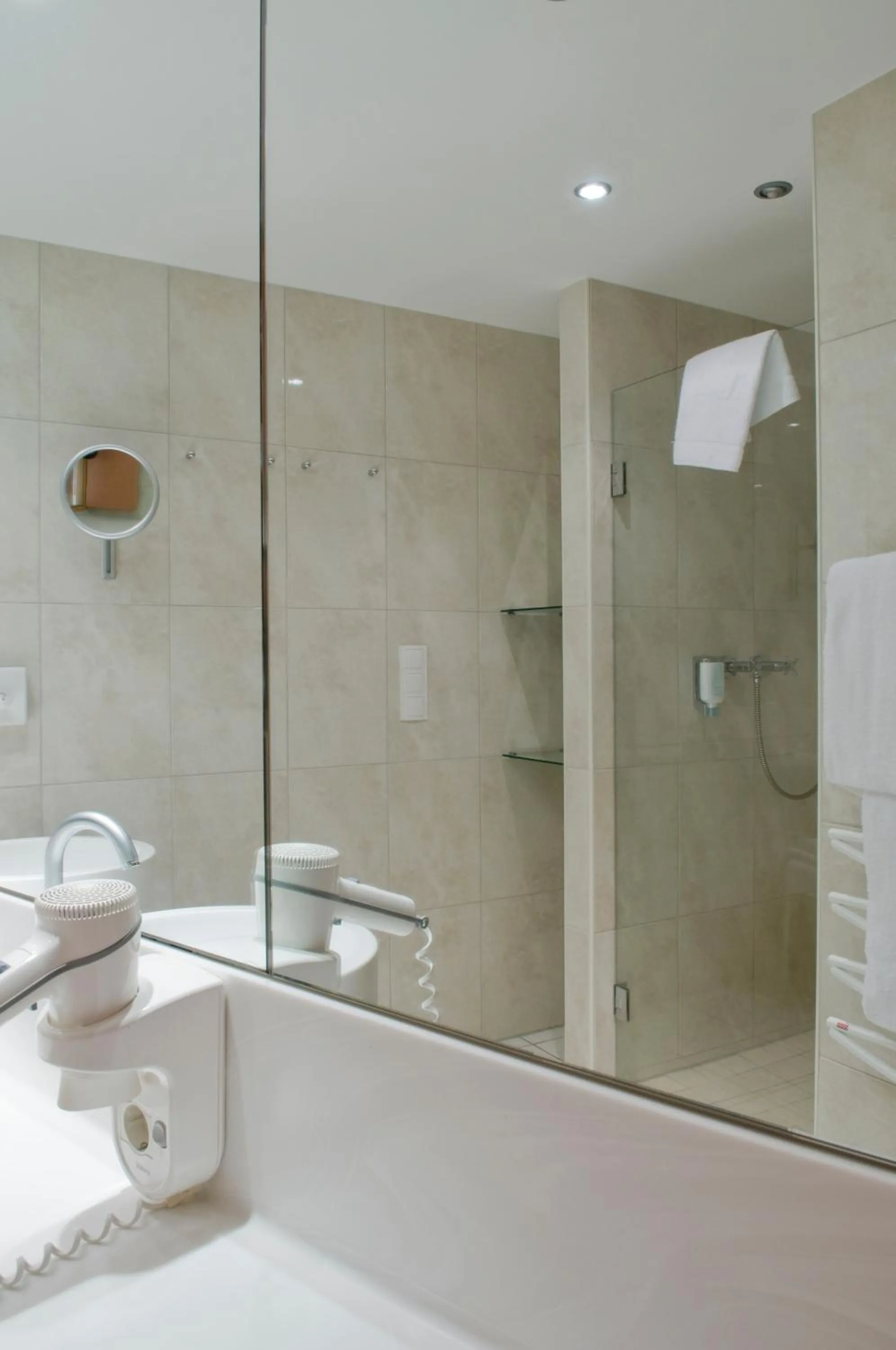 Bathroom in Upstalsboom Varel-Dangast