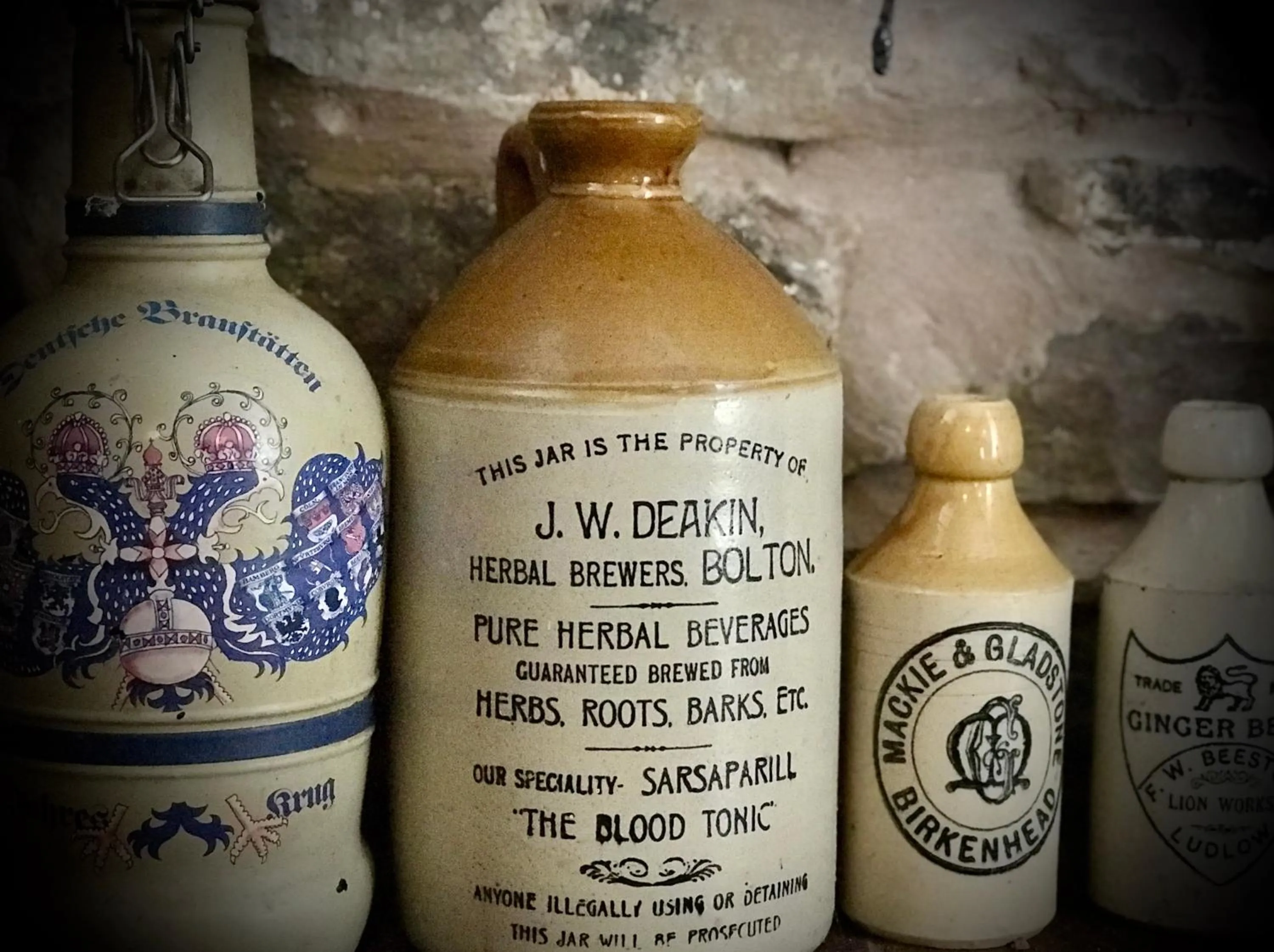 Drinks in The White Horse Inn, Clun